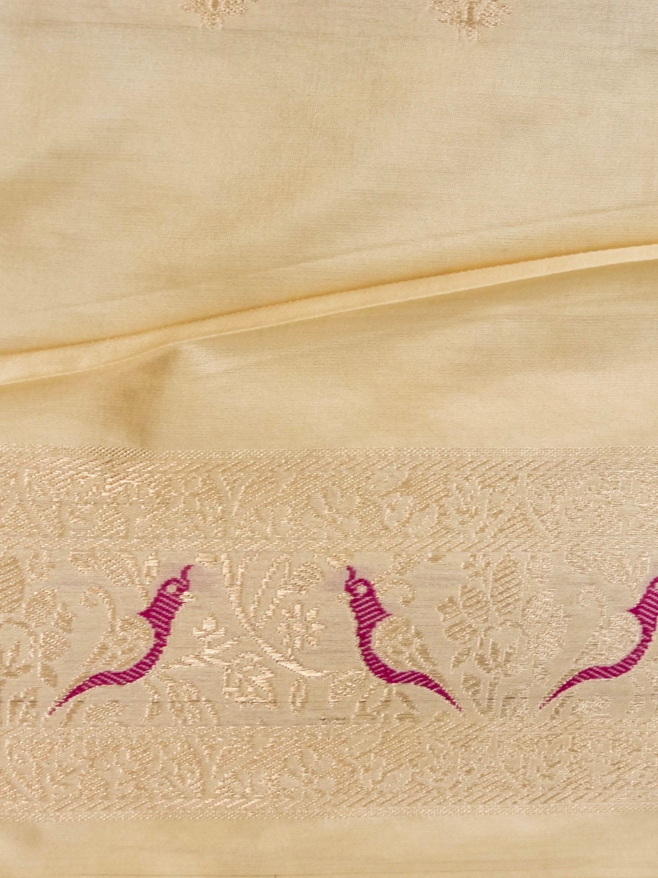 Handloom Banarasi Katan Silk Kadwa Zari Vasket Shikargah Saree