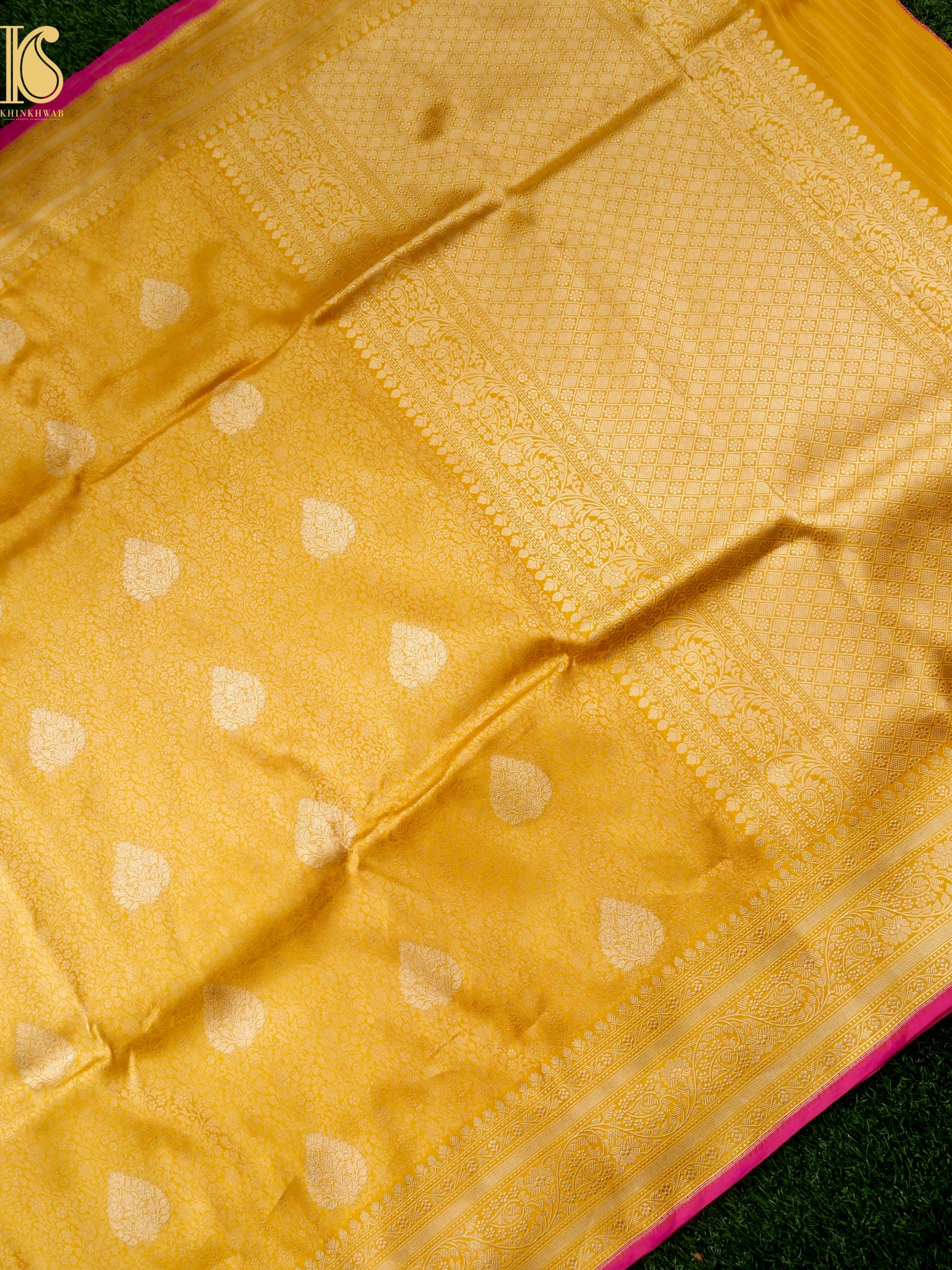Handloom Banarasi Katan Silk Zari Tanchoi Saree