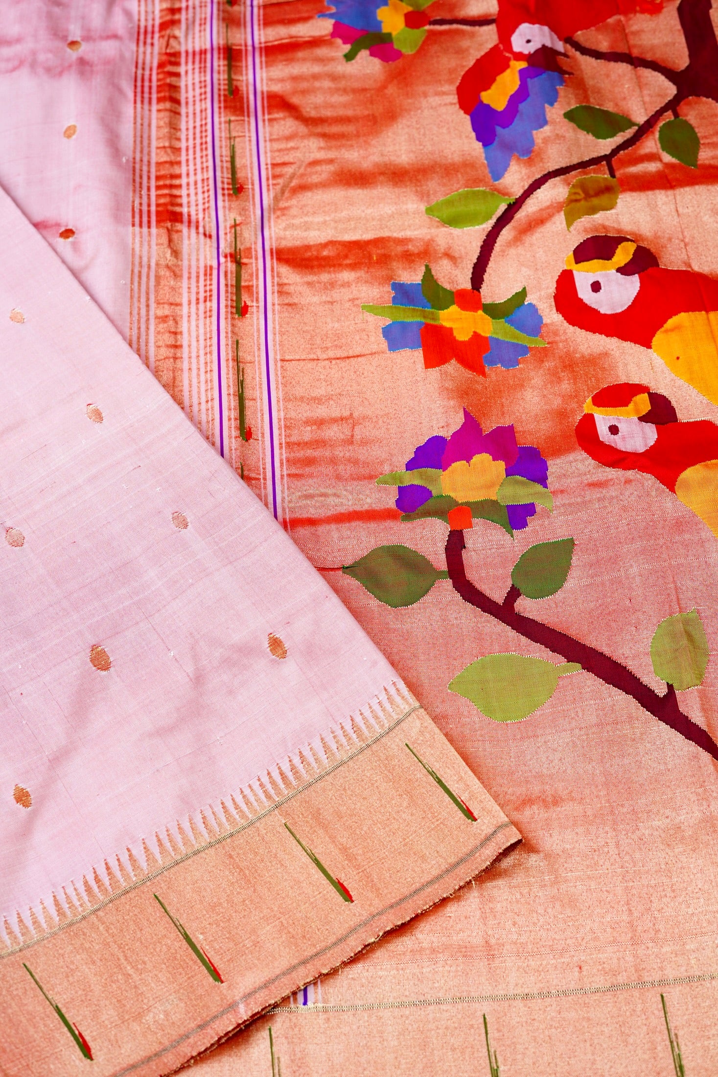 Pure Silk Handwoven Paithani Saree with Muniya Border