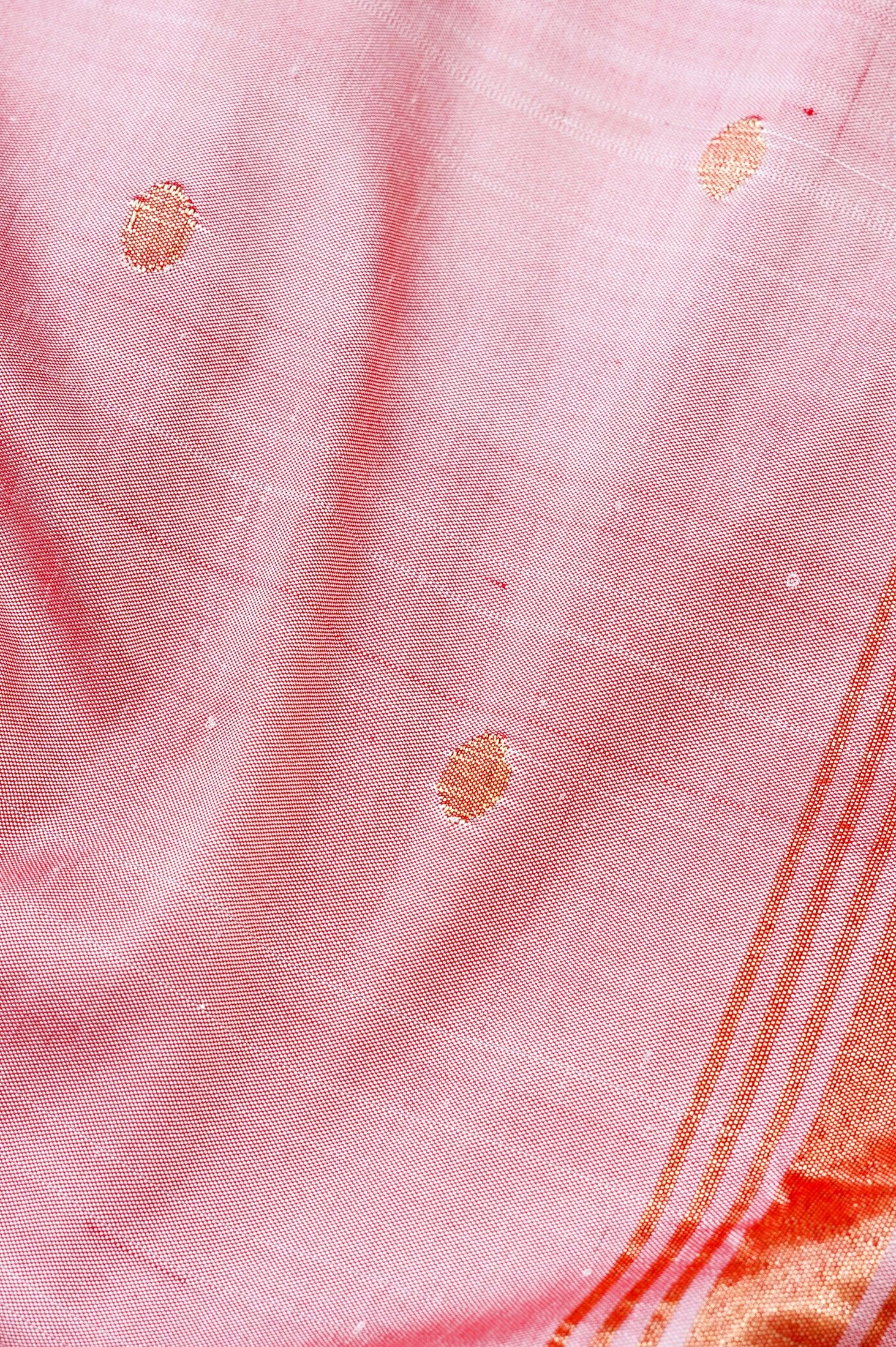 Pure Silk Handwoven Paithani Saree with Muniya Border