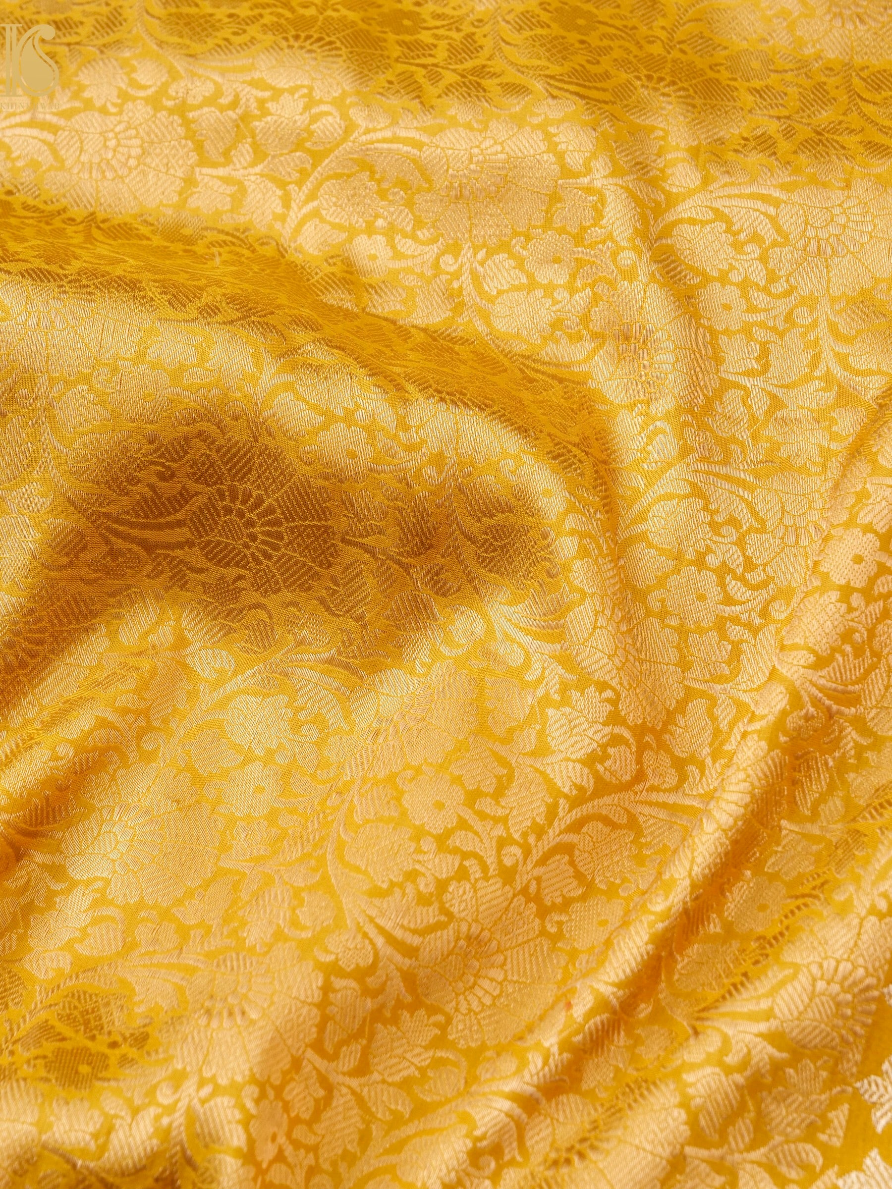 Handloom Banarasi Katan Silk Zari Tanchoi Saree