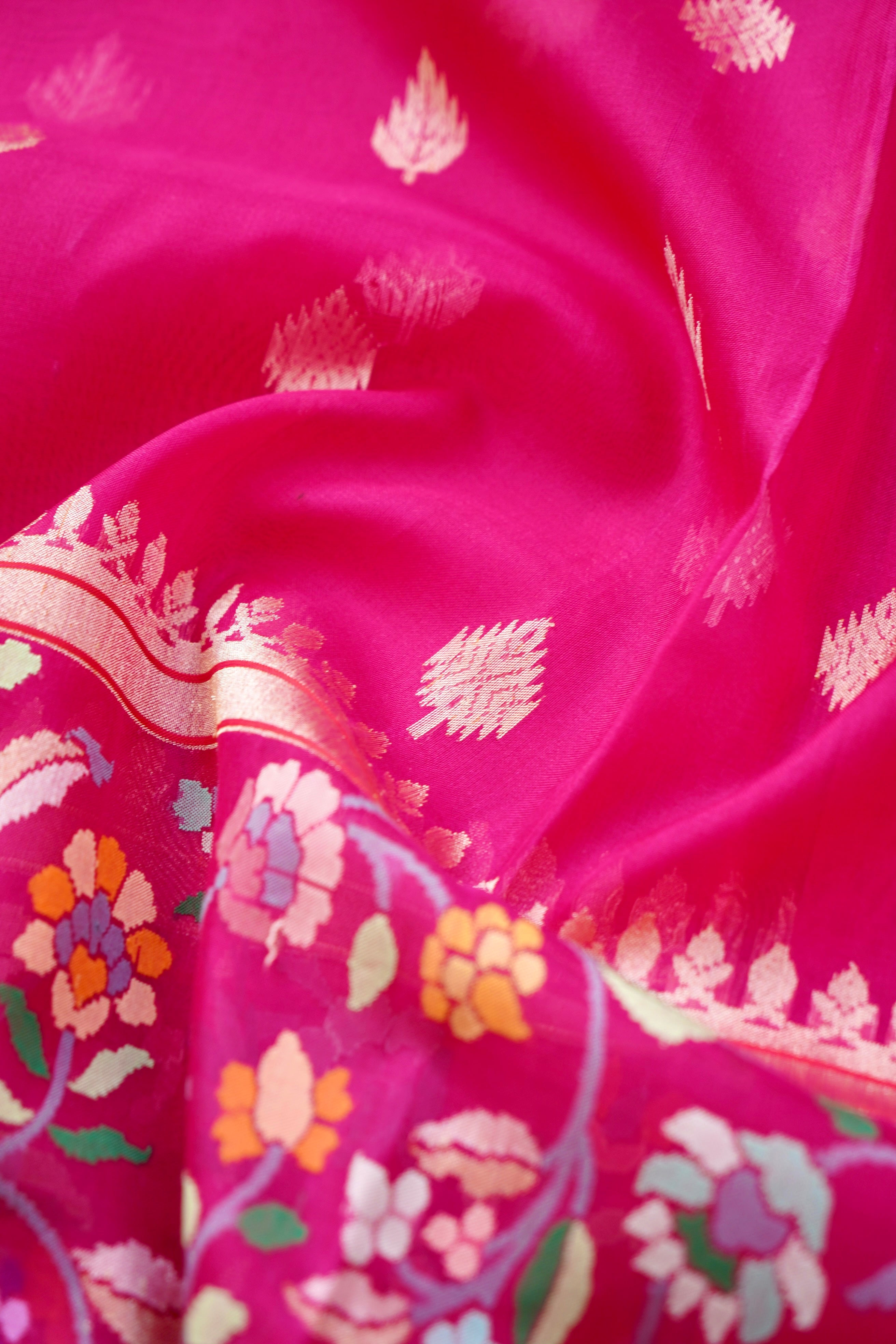 Handloom Banarasi Real Silver Zari Cotton Saree - Khinkhwab