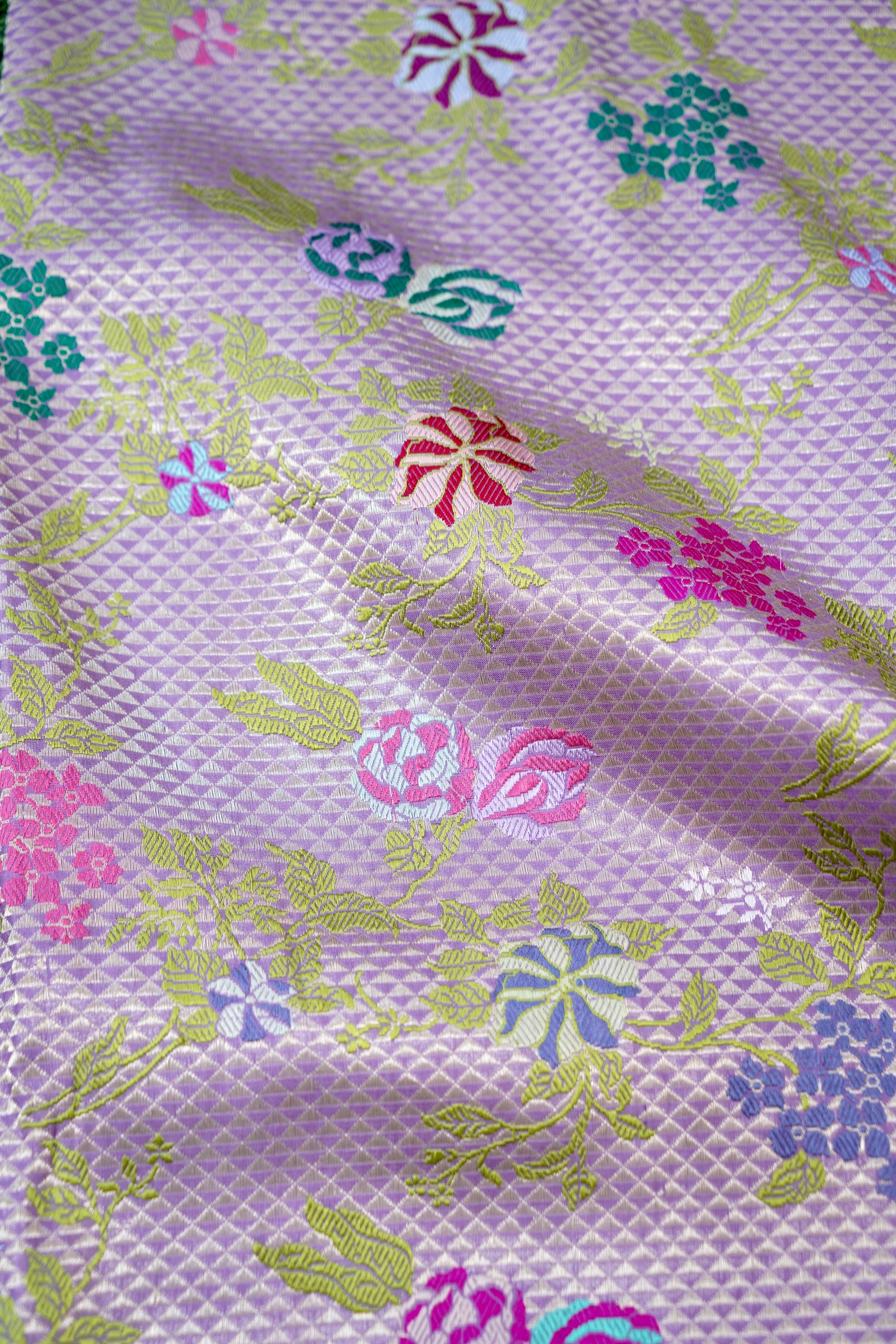 Handwoven Banarasi Katan Silk Kinkhab Meenakari Saree in Soft Lilac