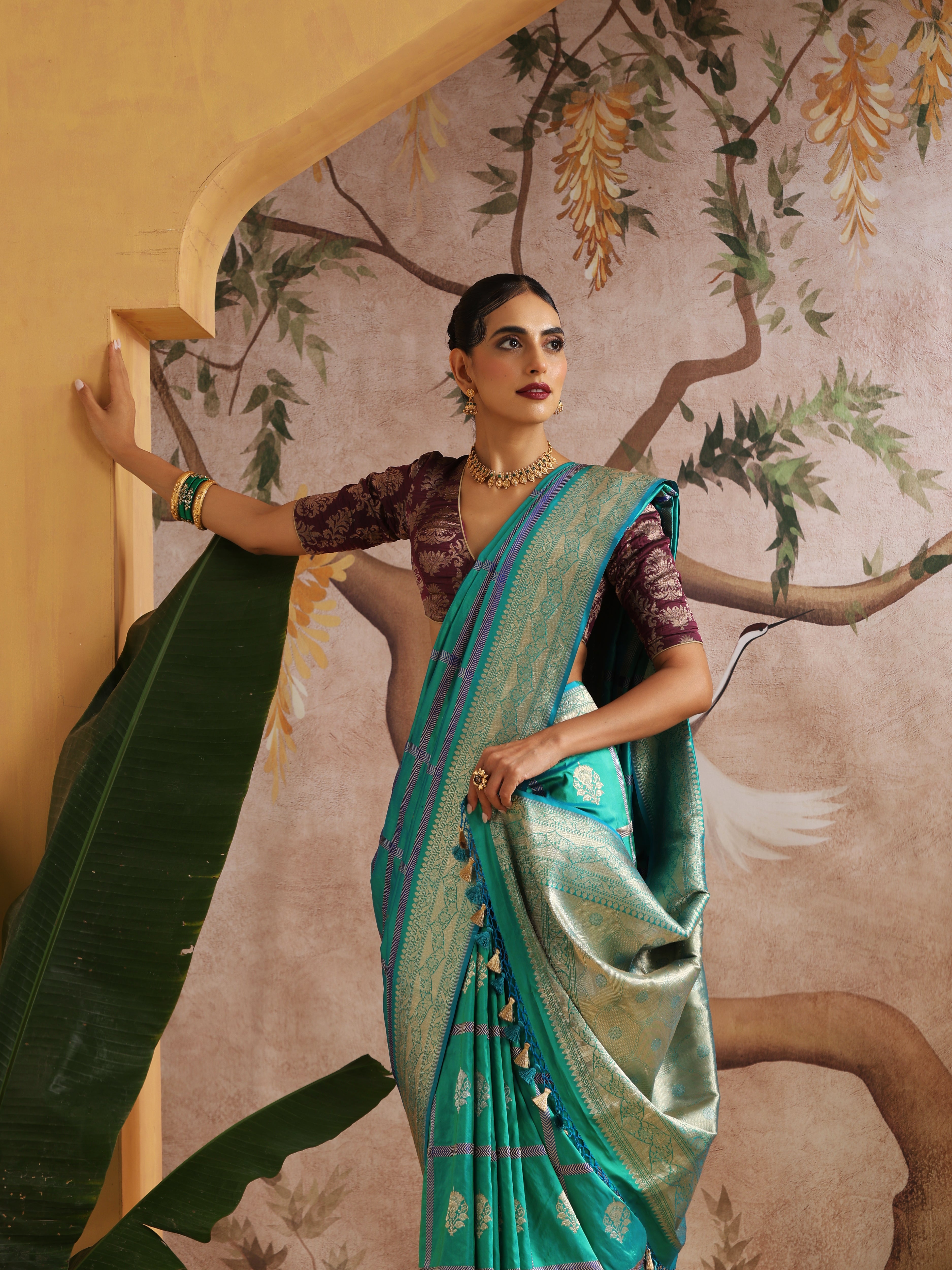 Handloom Banarasi Katan Silk Kadwa Jangla Saree