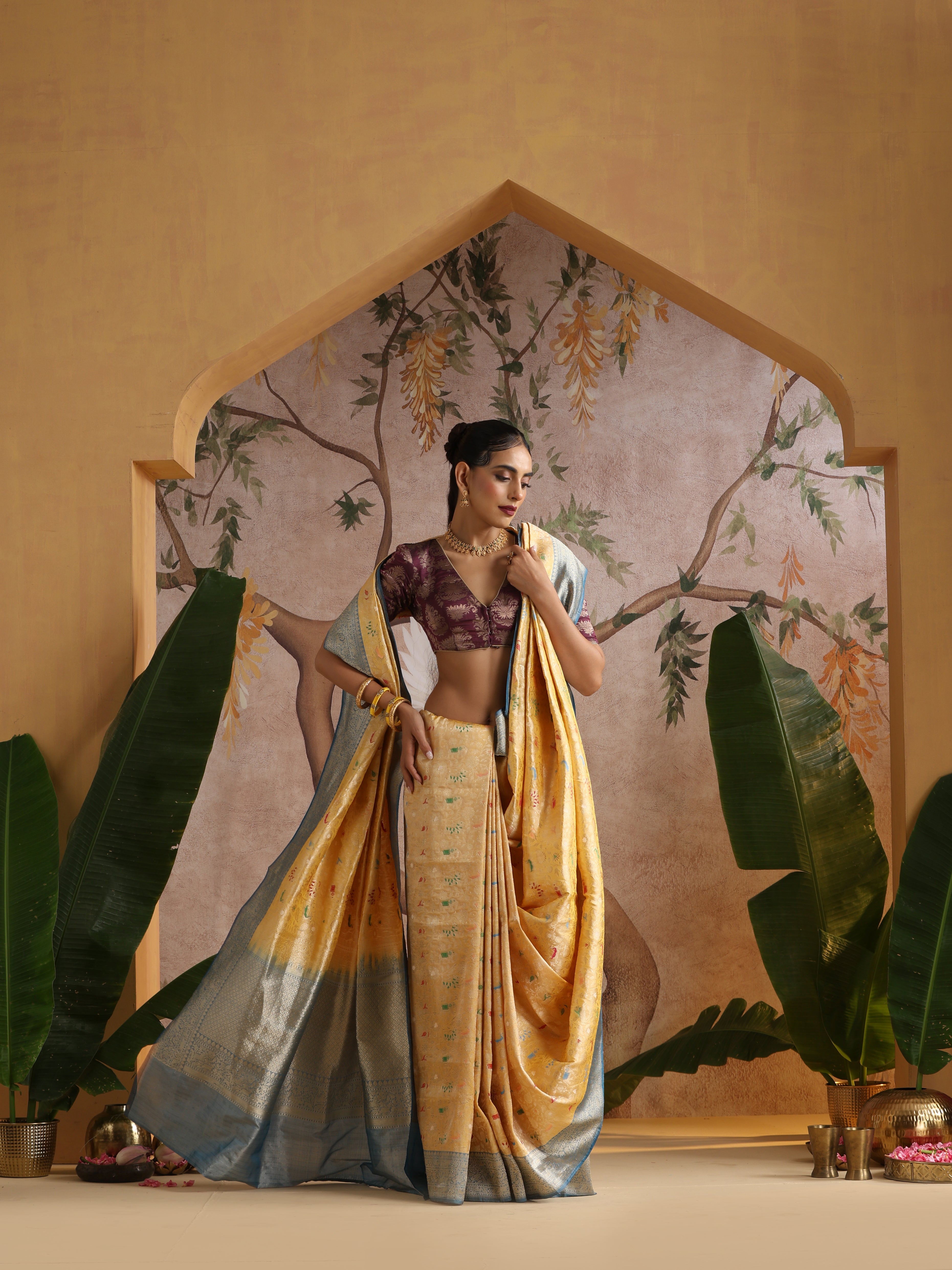 Handwoven Banarasi Katan Silk Shikargah Saree with Contrast Border