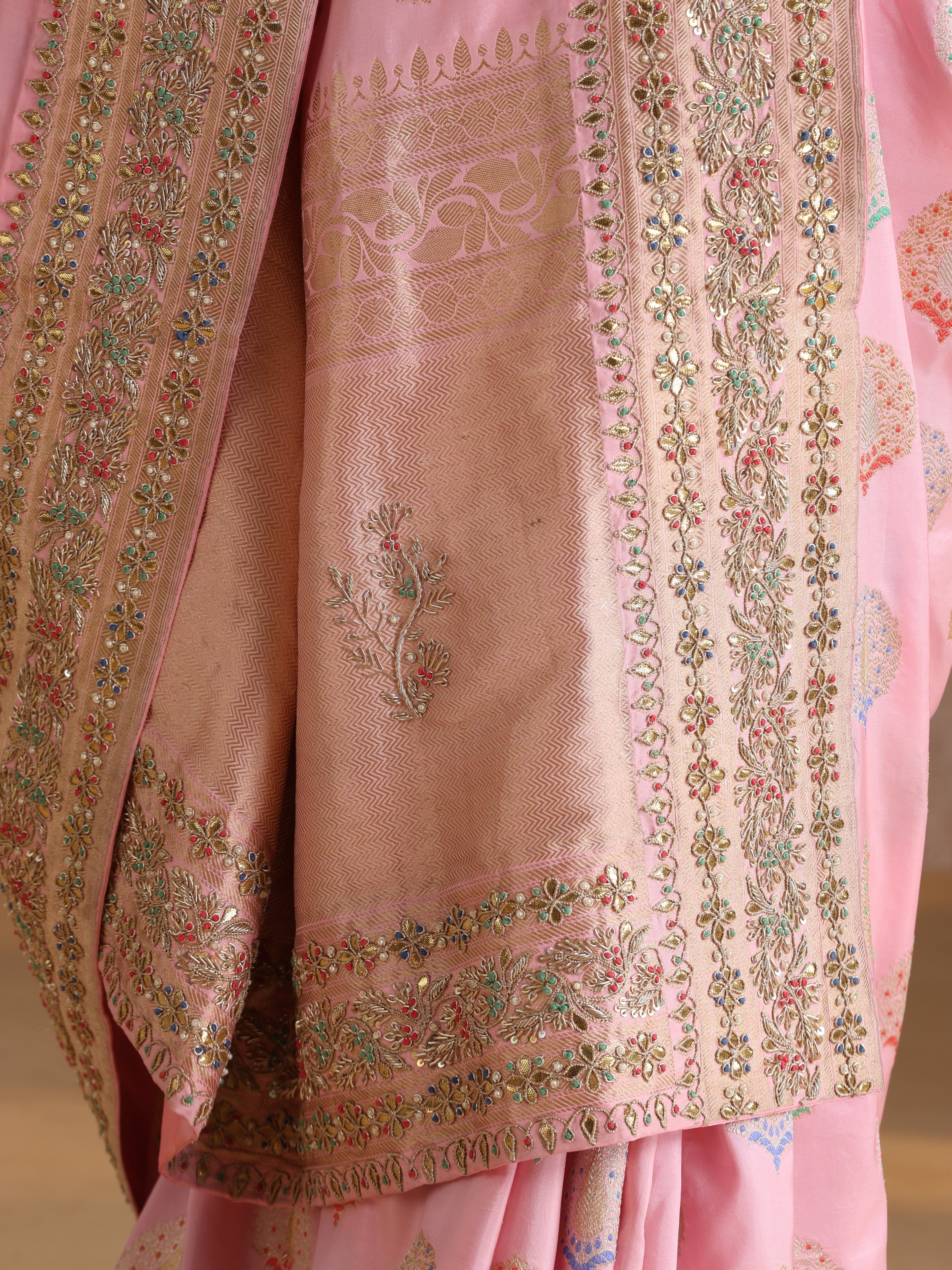 Banarasi Handwoven Katan Silk Kadwa Mor Boota Saree