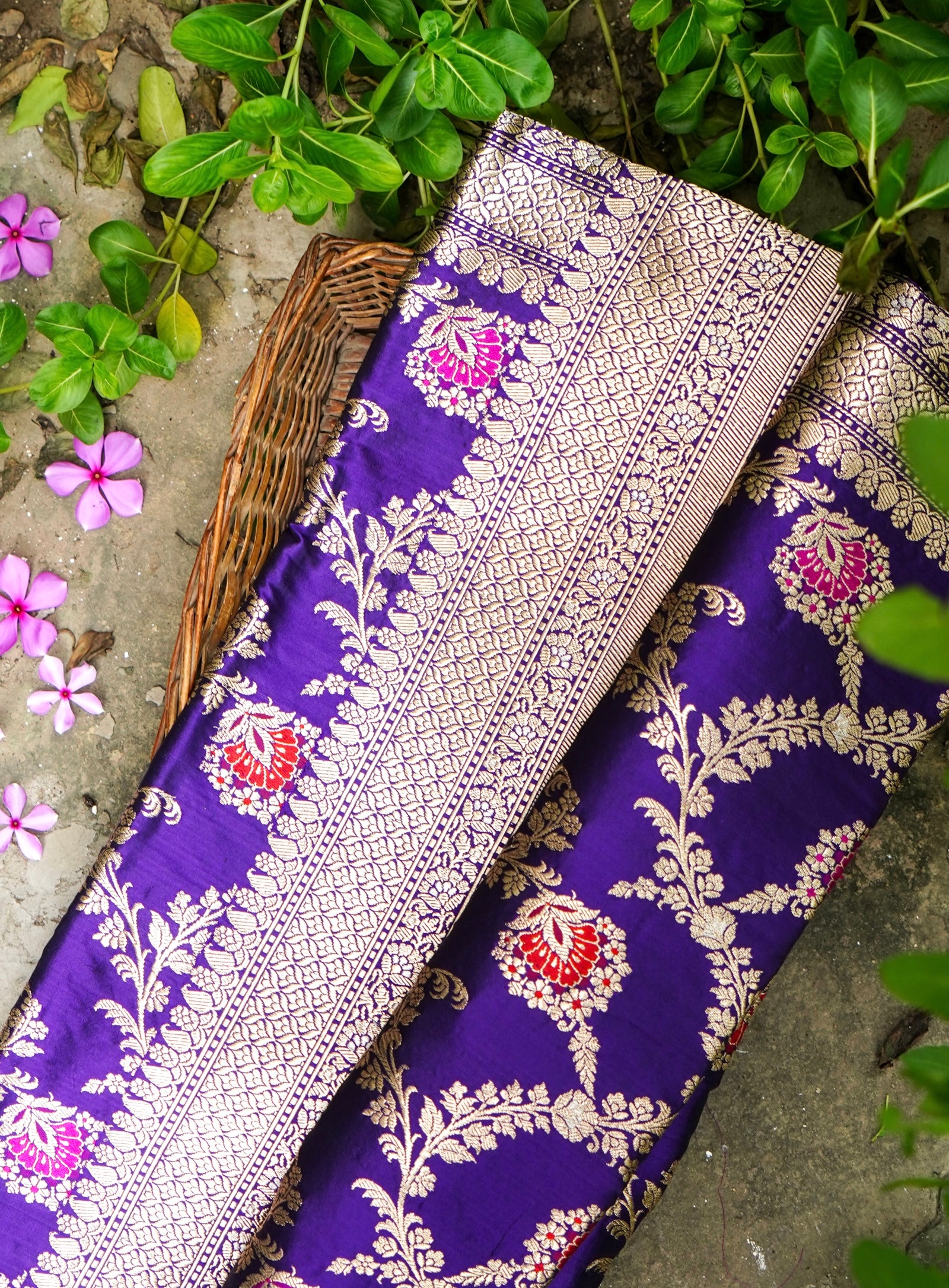 Banarasi Katan Silk Handwoven Kadwa Jaal Saree