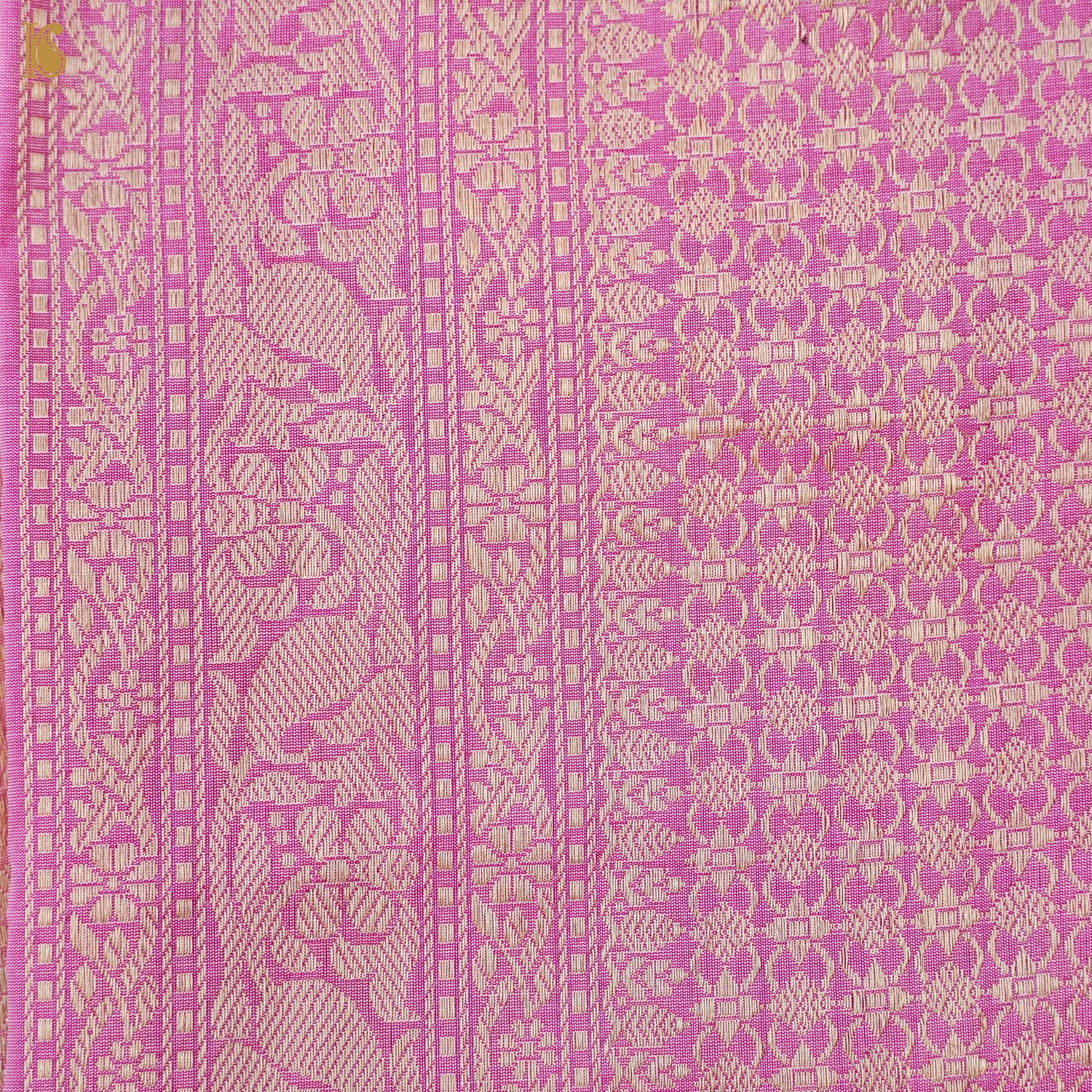 Handloom Katan Silk Banarasi Pink Shikargah Saree with Contrast Border