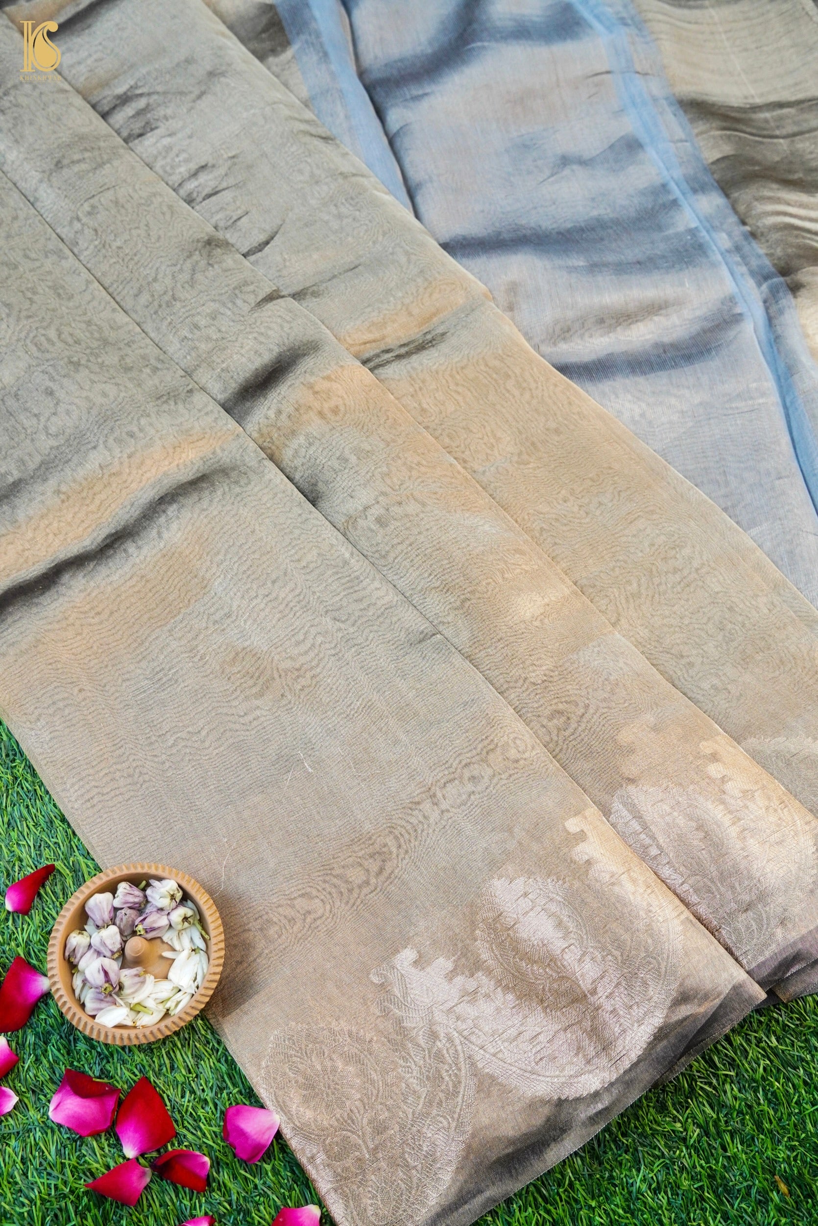 Banarasi Pure Tissue Scallop Border Saree