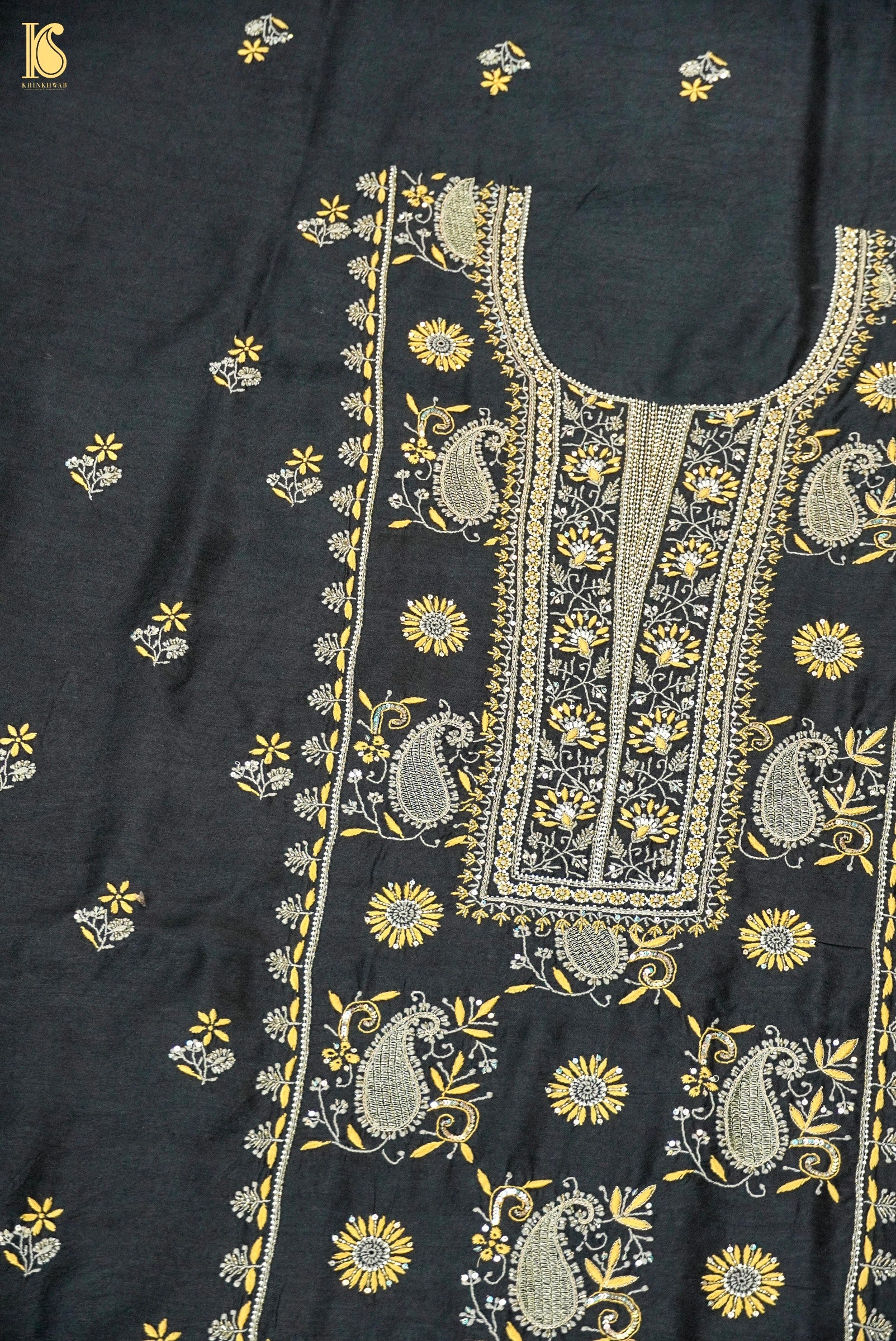 Chikankari Pure Moonga Suit Set