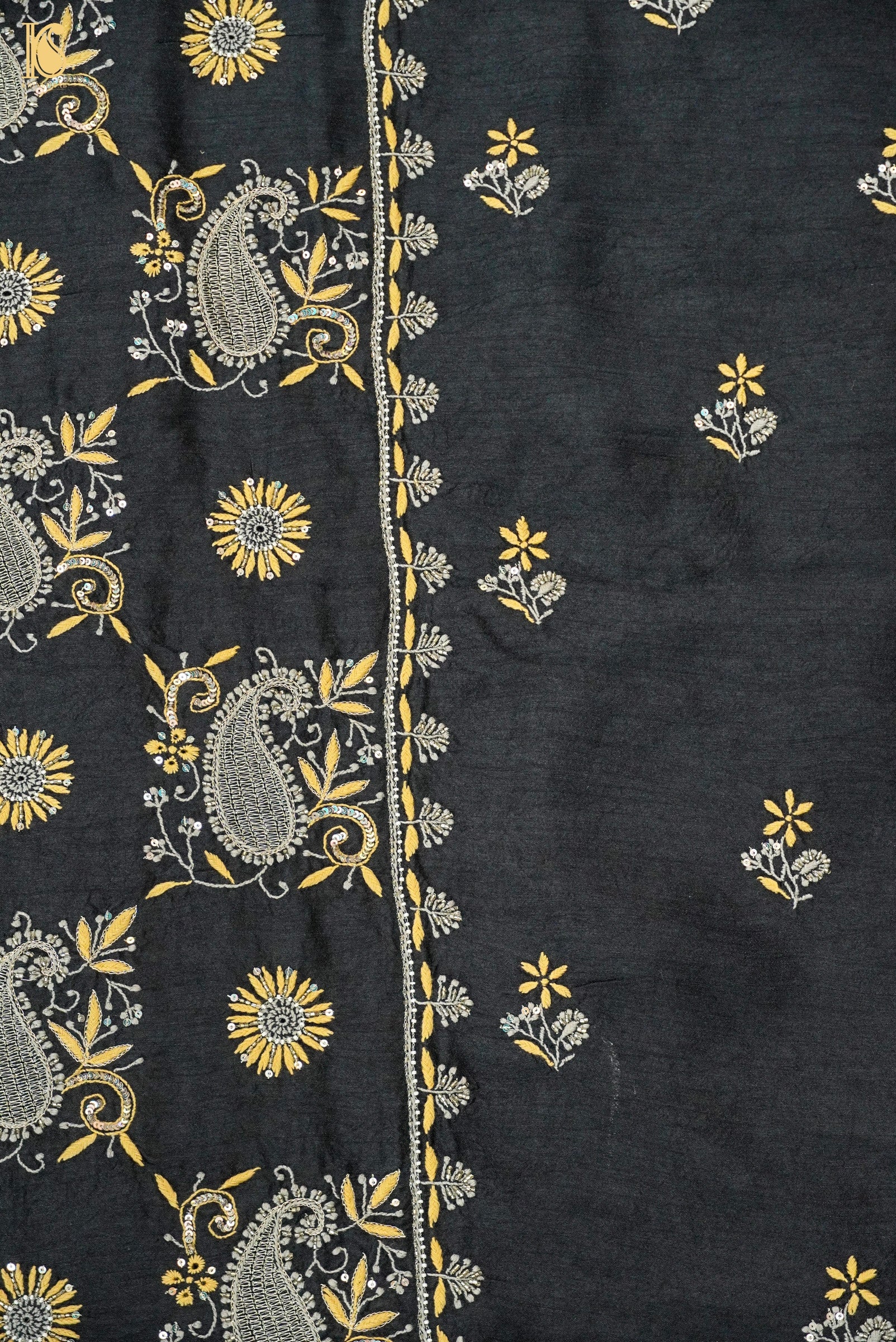 Chikankari Pure Moonga Suit Set