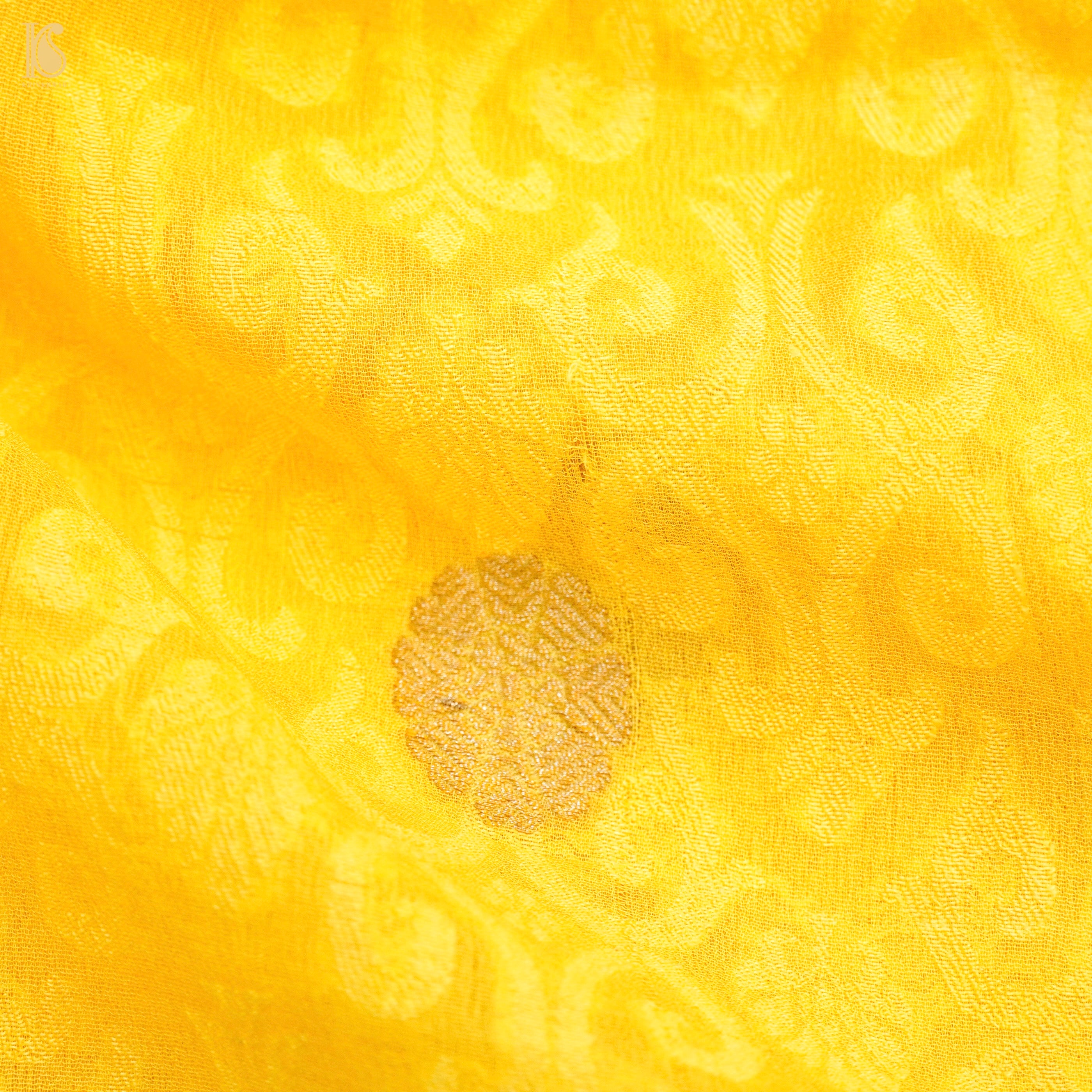 Handloom Banarasi Tanchoi Silk Fabric