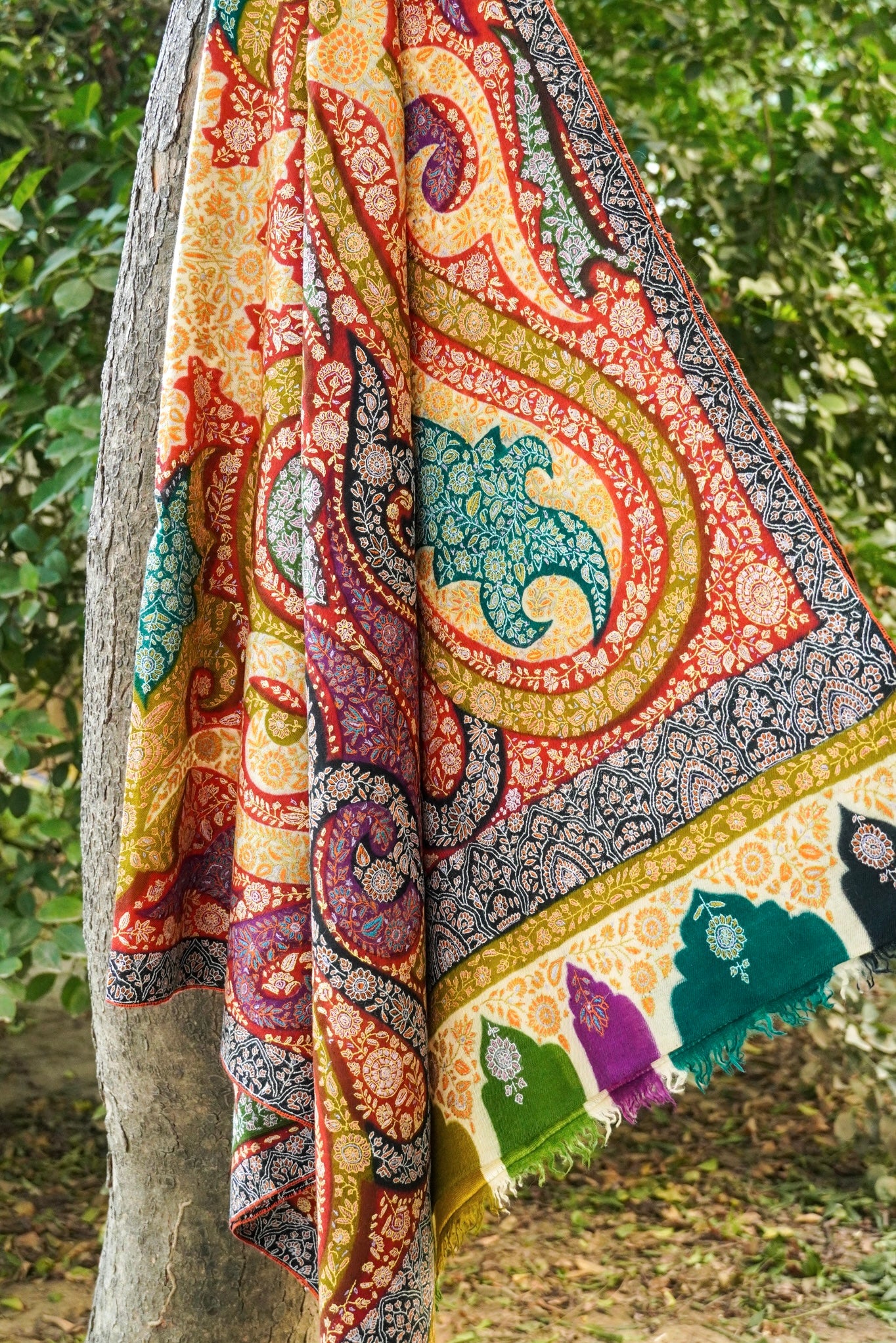 Pashmina Handwoven Sozni Kashmir Shawl