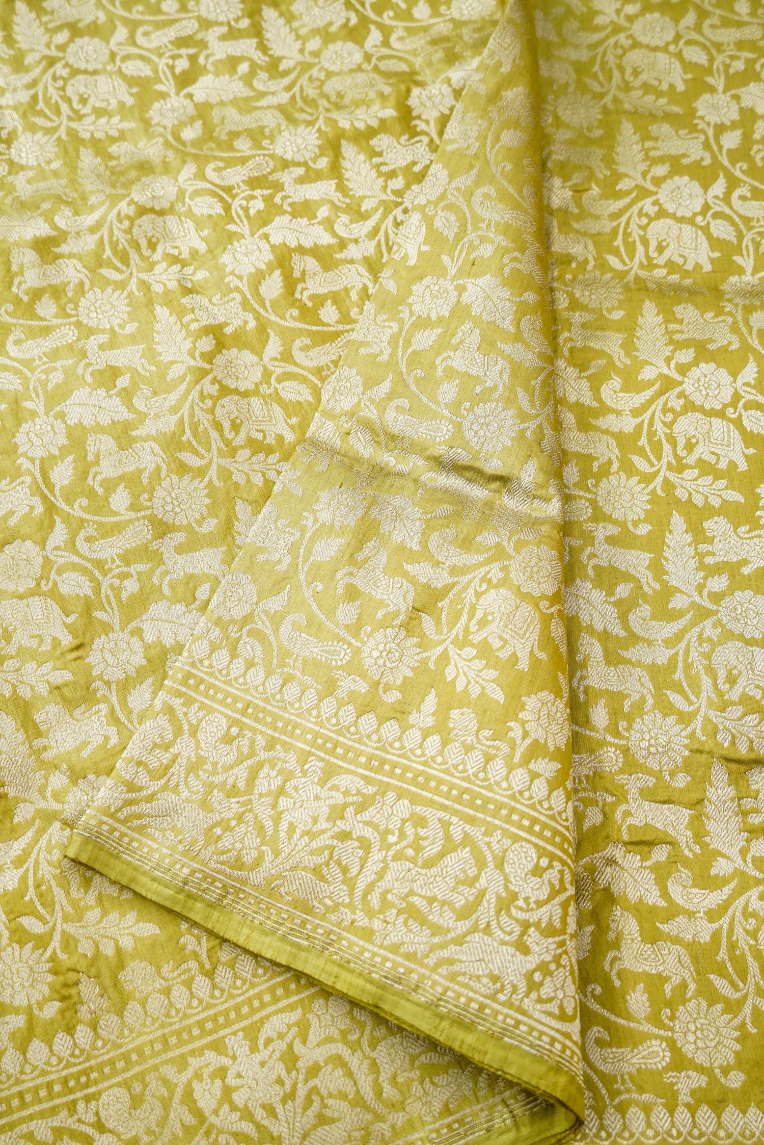 Handwoven Katan Silk Banarasi Shikargah Saree