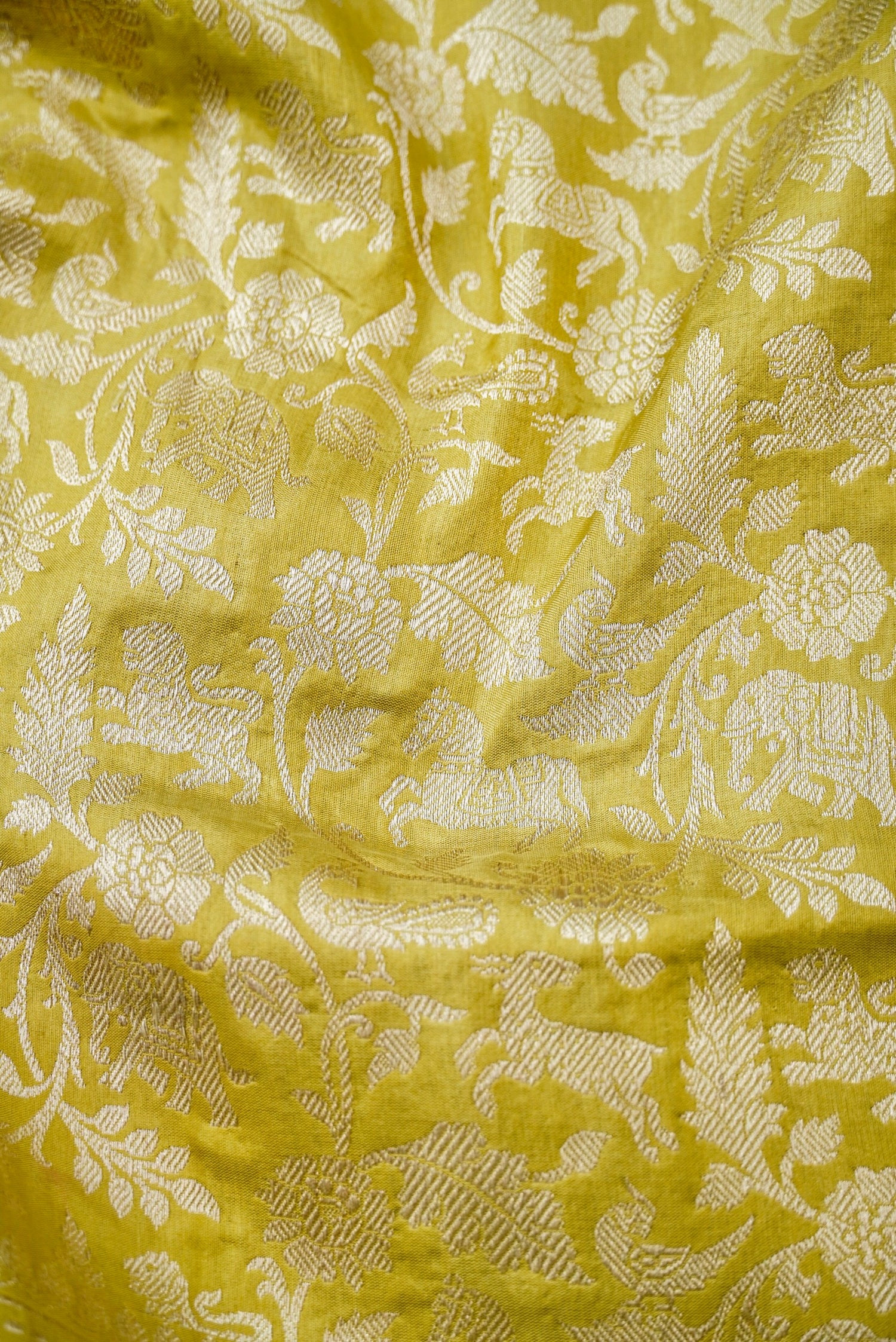 Handwoven Katan Silk Banarasi Shikargah Saree