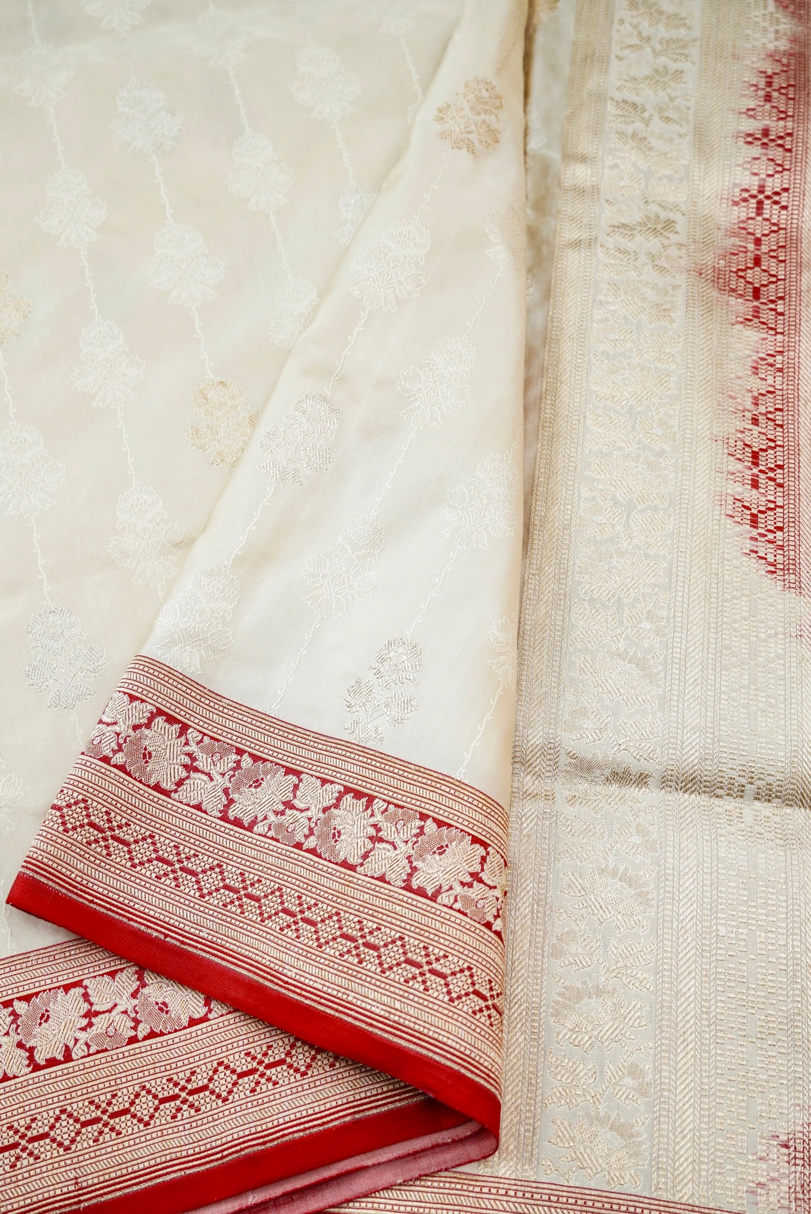 Handloom Banarasi Silk Tanchoi Kadwa Saree