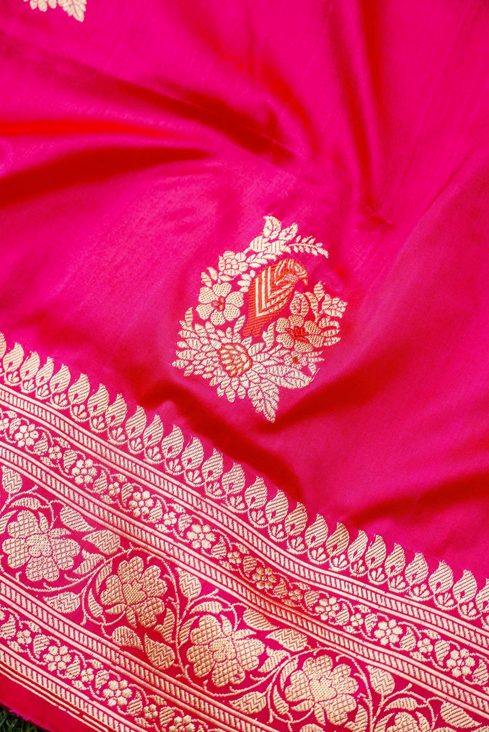 Handloom Banarasi Katan Silk Kadwa Saree
