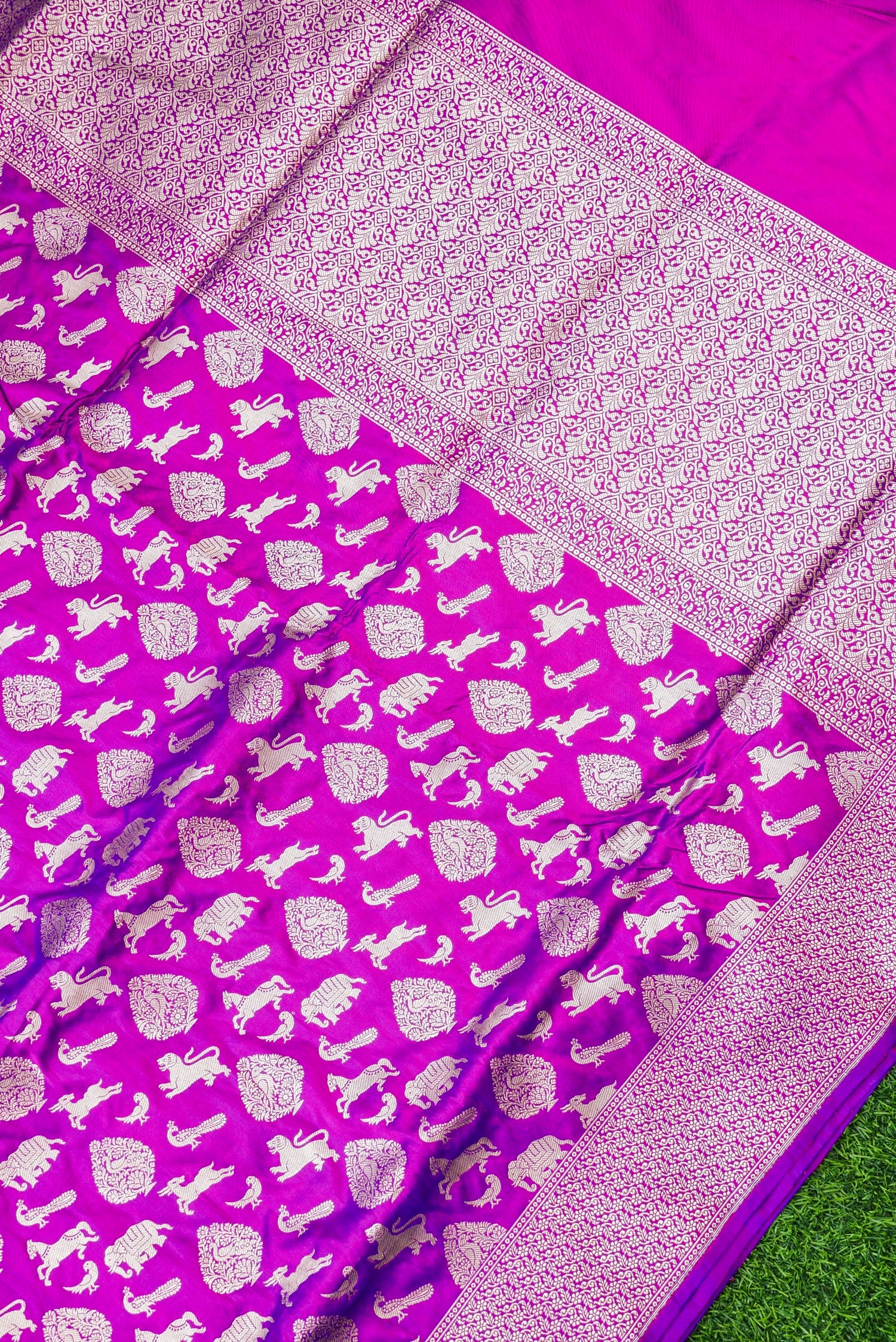 Handwoven Katan Silk Banarasi Shikargah Saree