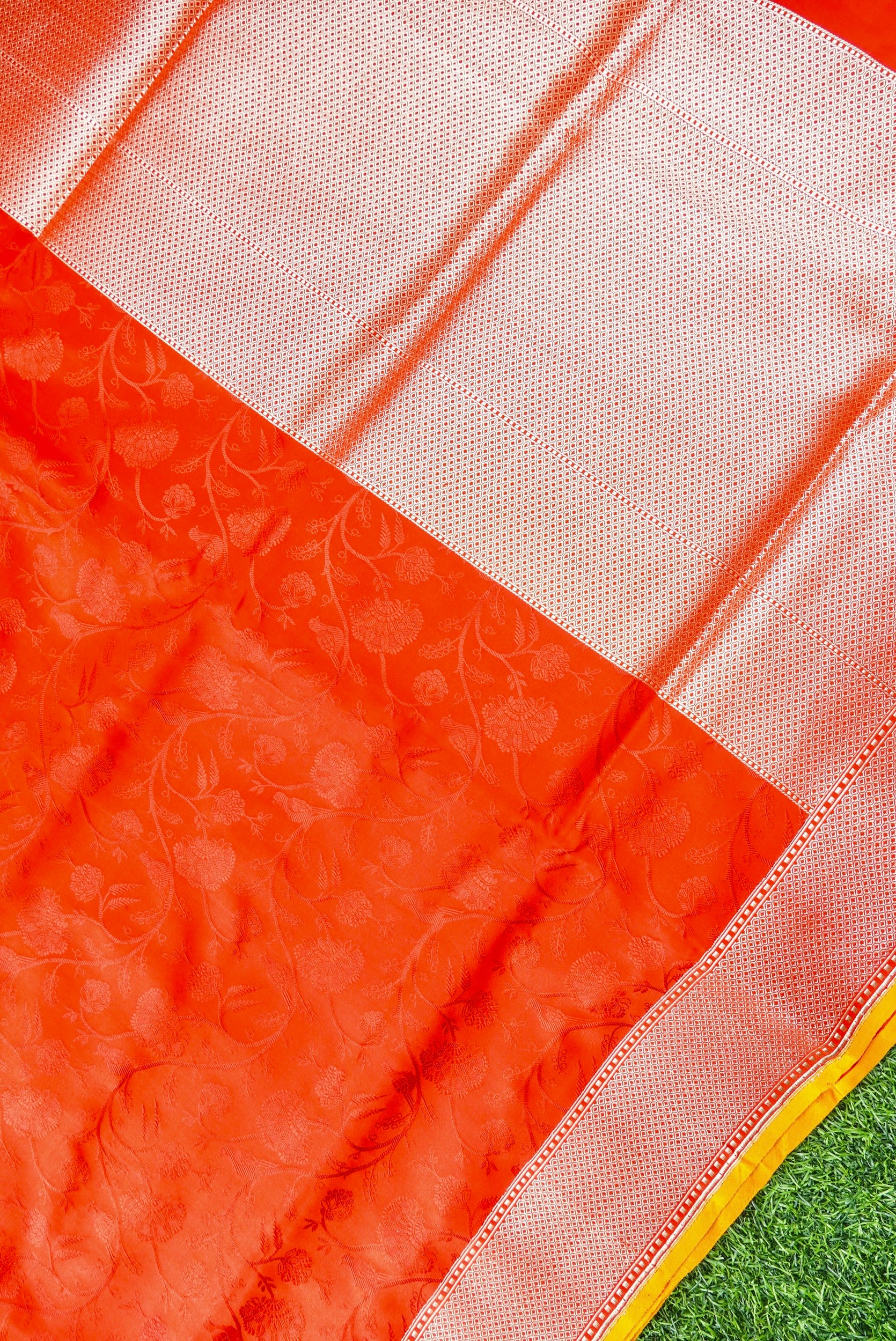 Handloom Banarasi Silk Tanchoi Saree