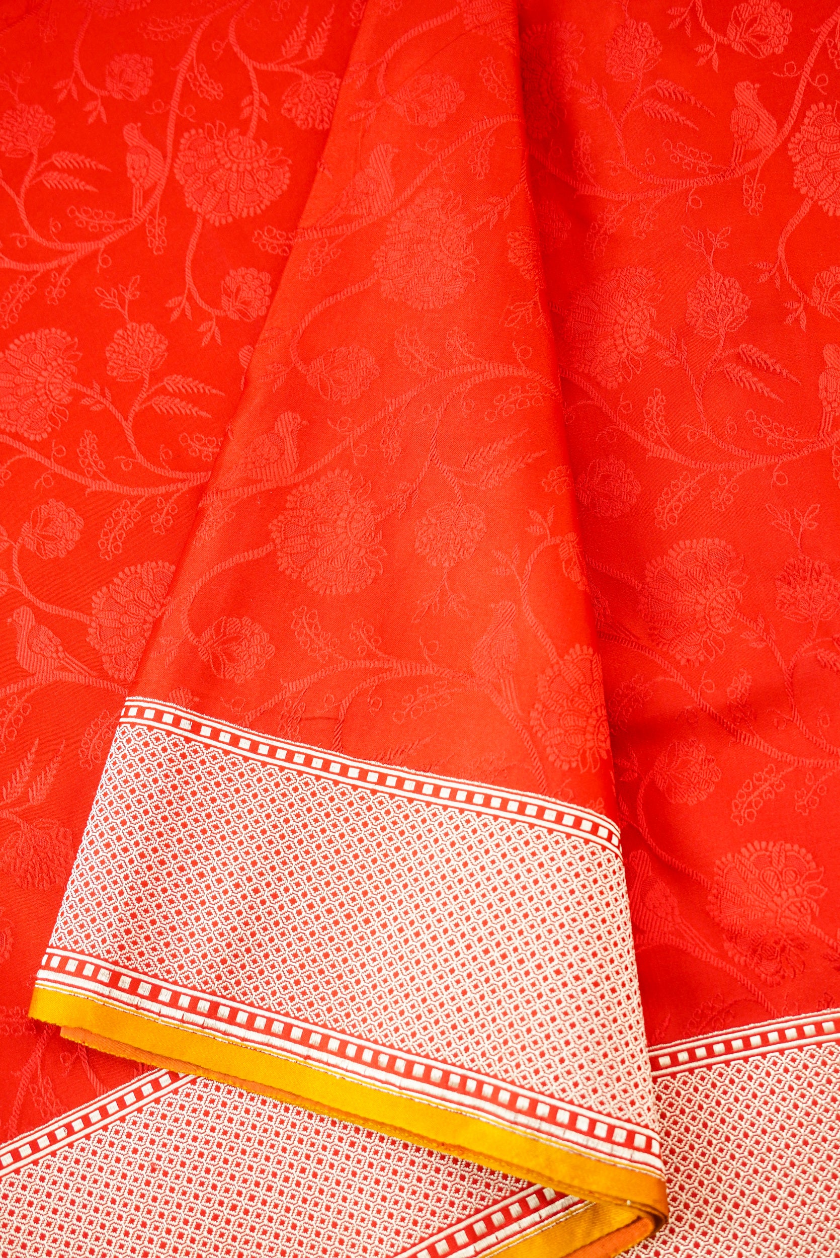 Handloom Banarasi Silk Tanchoi Saree