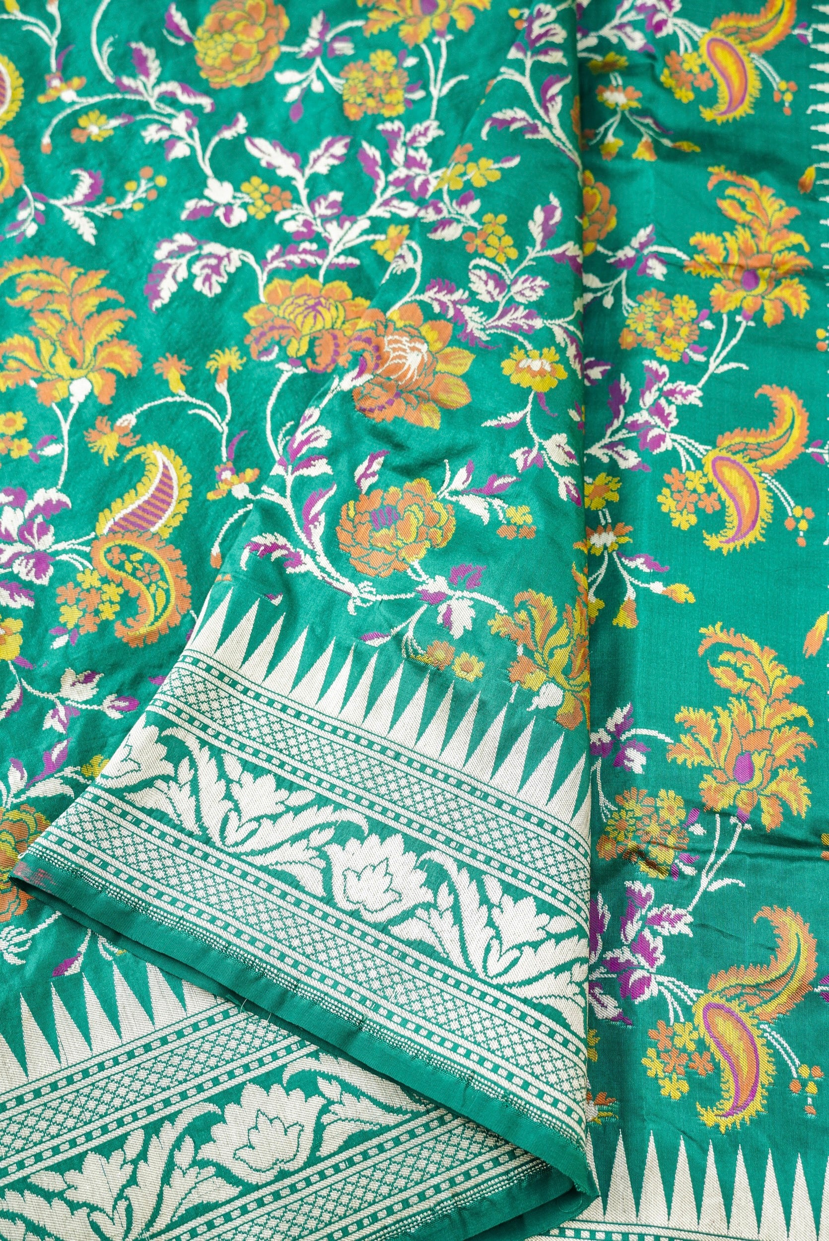 Handloom Banarasi Silk Kinkhab Saree