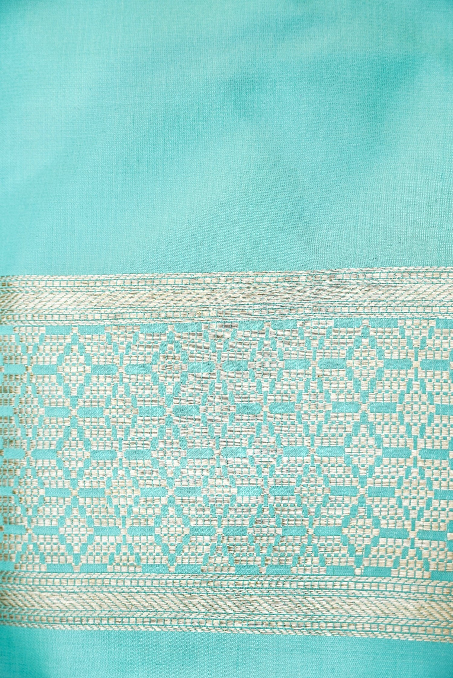 Handloom Banarasi Silk Tanchoi Kadwa Saree