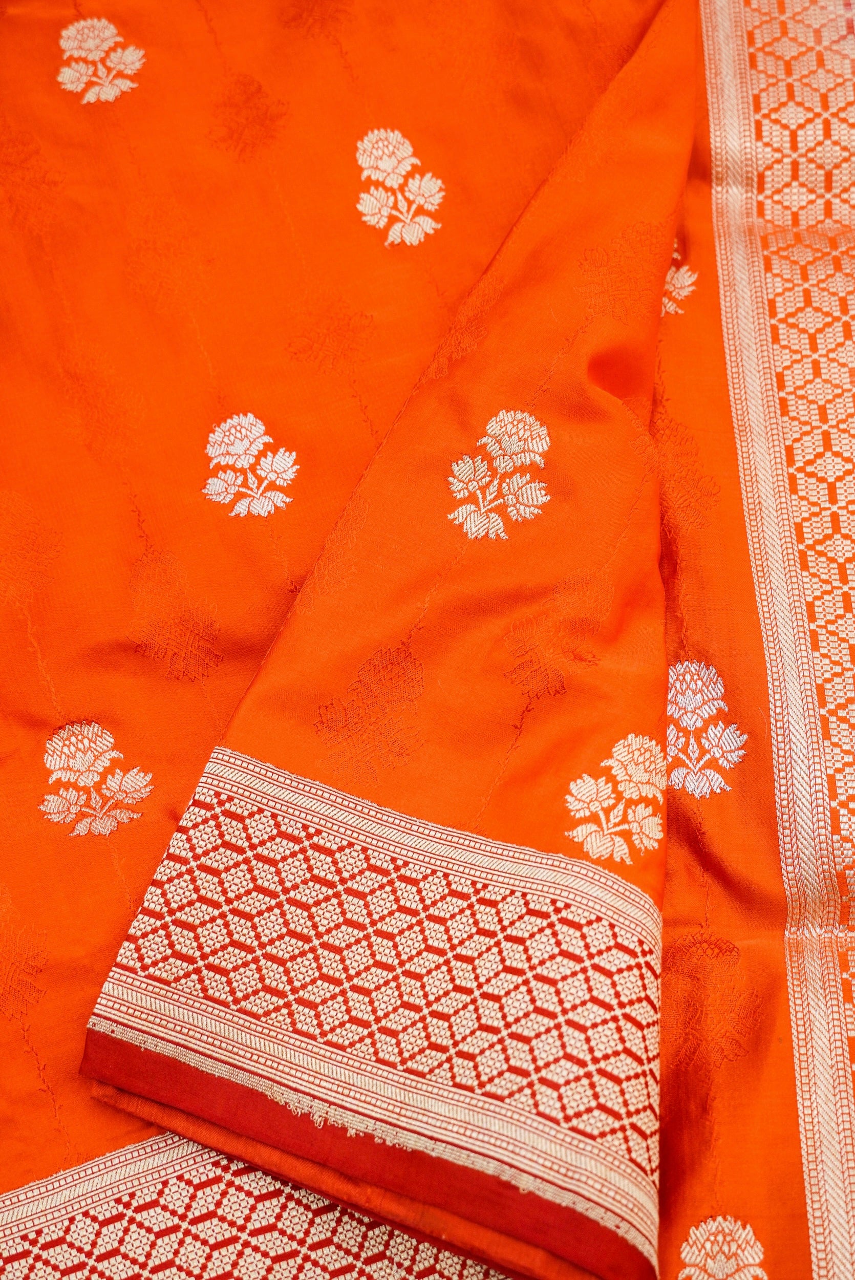 Handloom Banarasi Silk Tanchoi Kadwa Saree