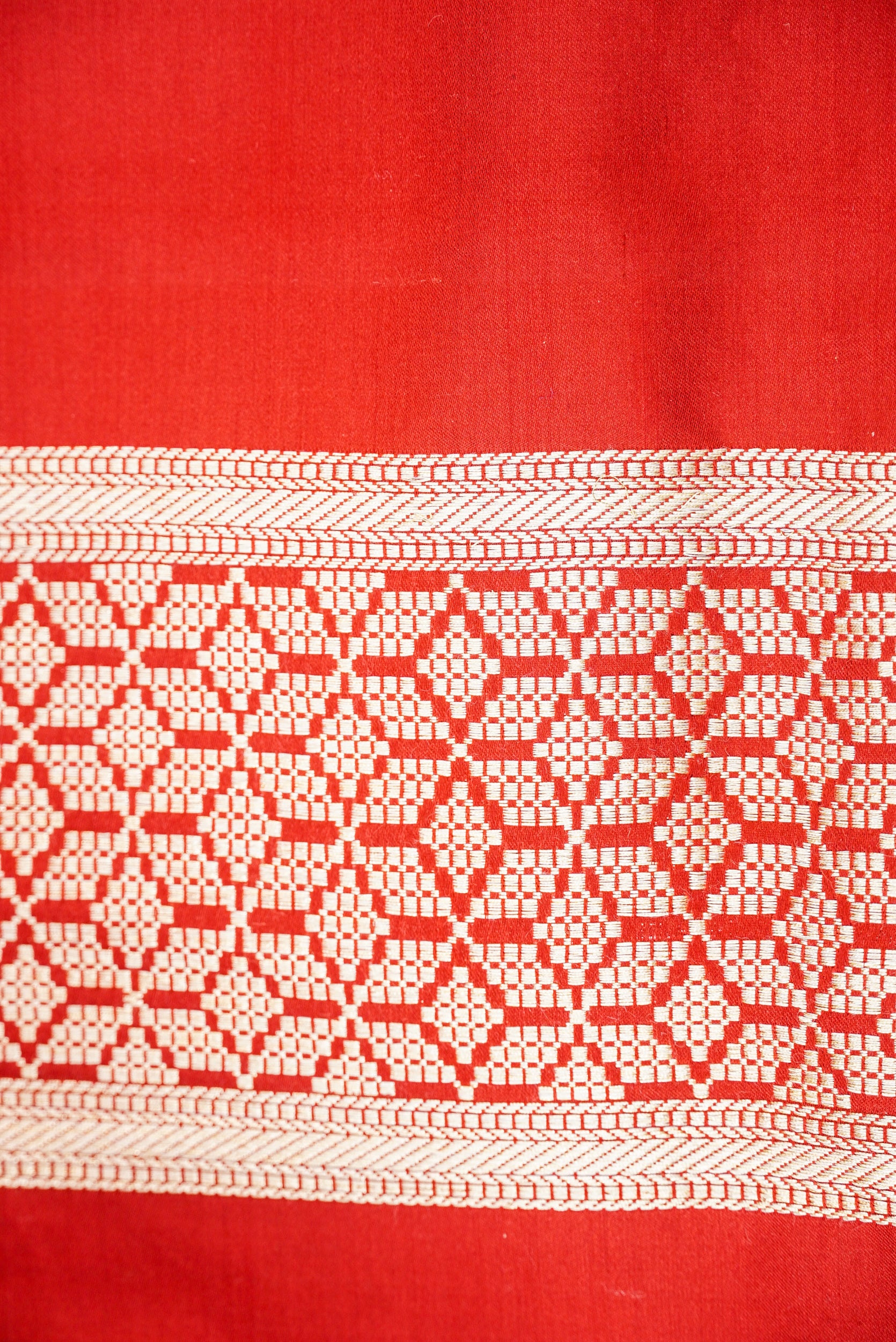 Handloom Banarasi Silk Tanchoi Kadwa Saree