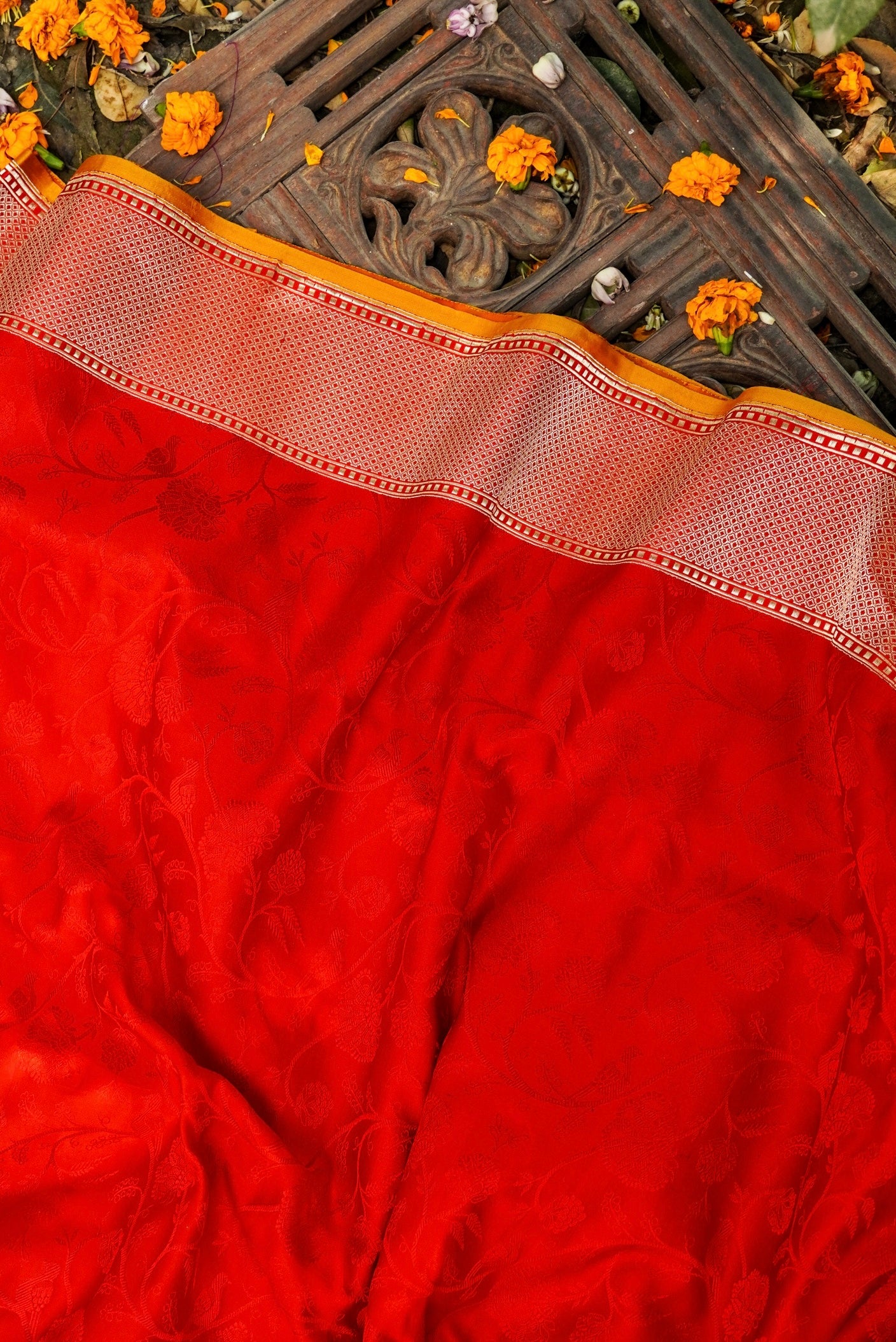 Handloom Banarasi Silk Tanchoi Saree