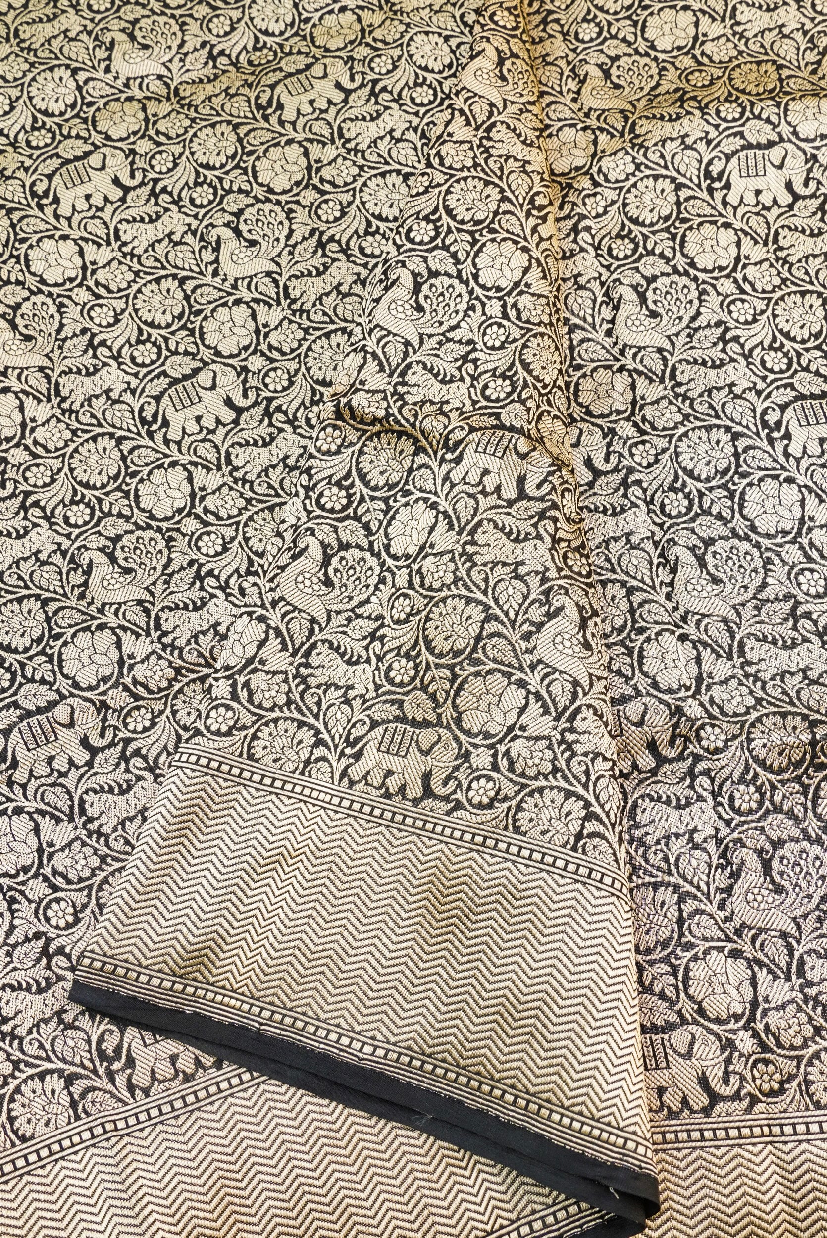 Handloom Banarasi Katan Silk Shikargah Dupatta