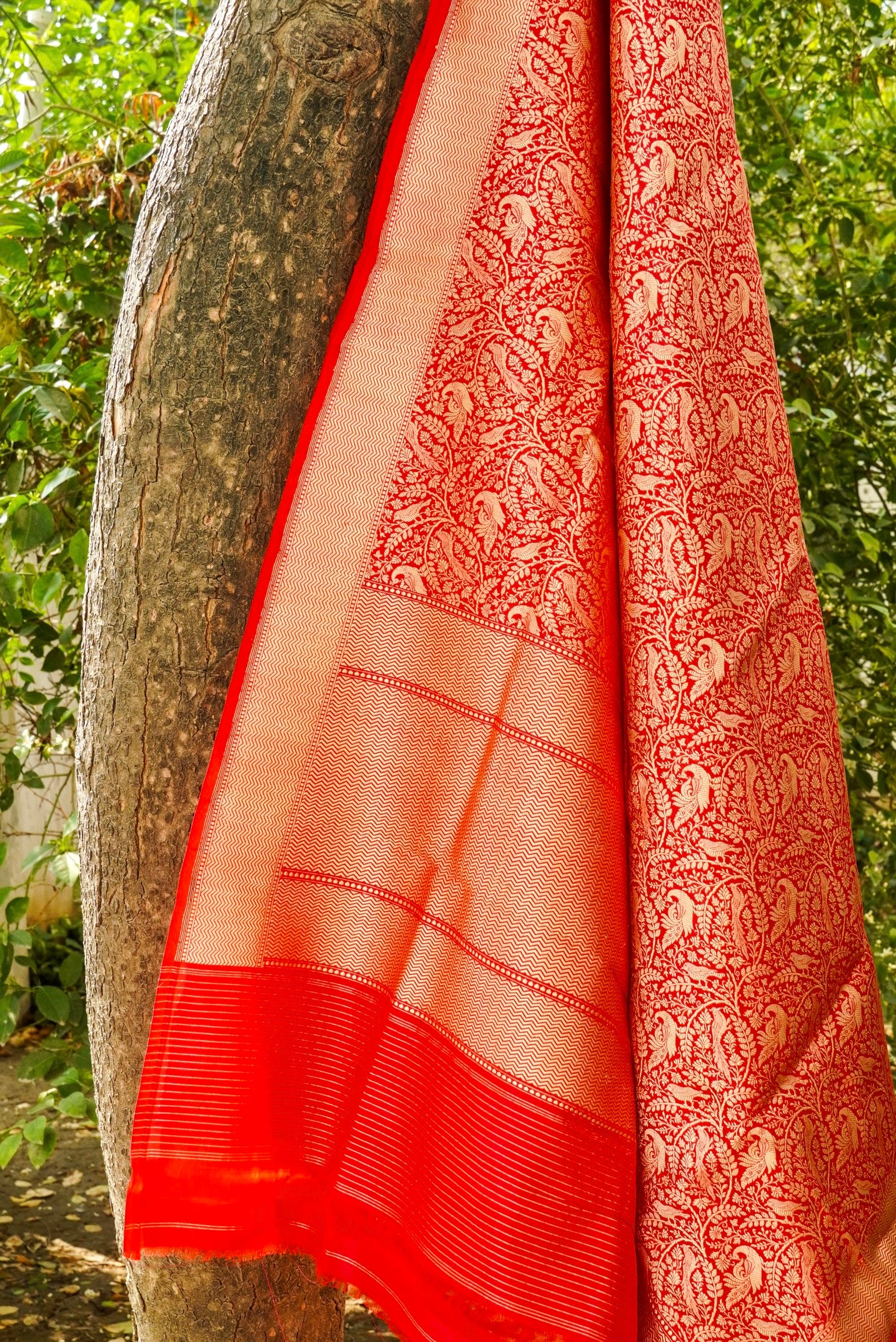 Handloom Banarasi Katan Silk Shikargah Dupatta