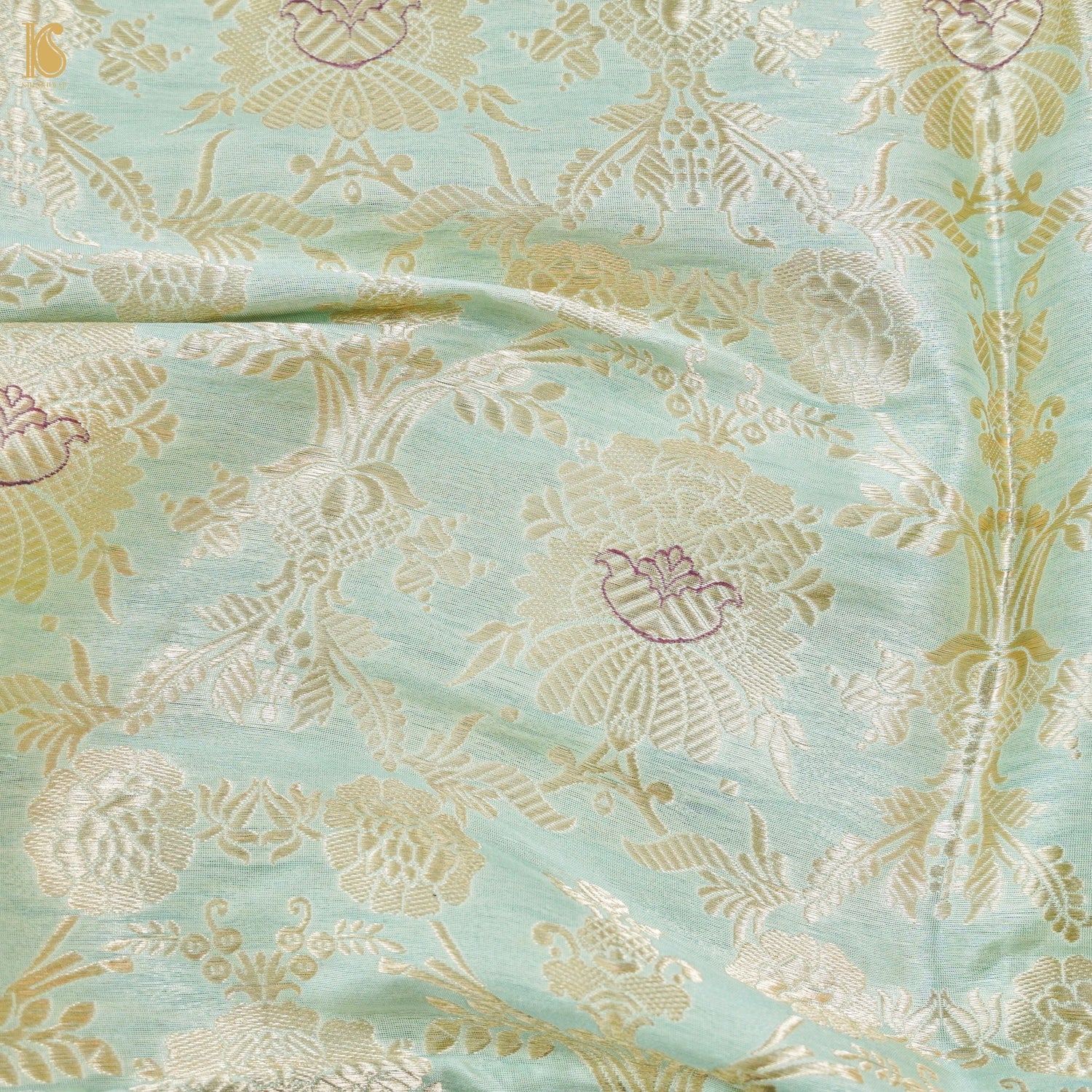 Pure Brocade Banarasi Mehraab Boota Fabric