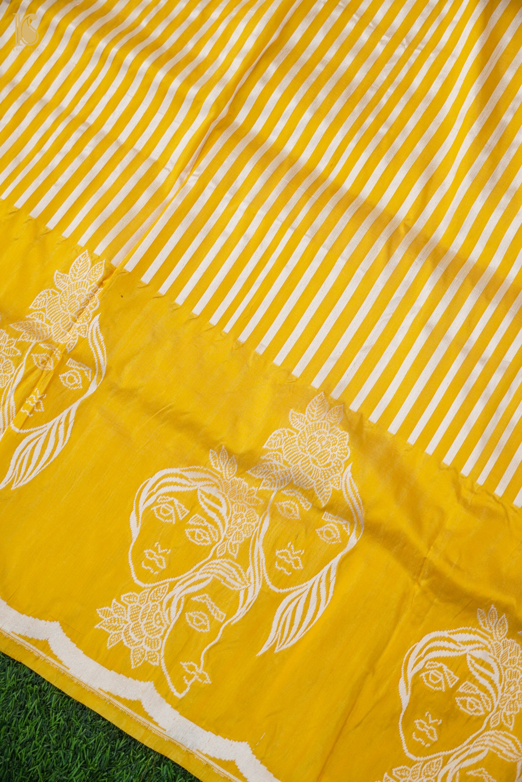 Handloom Banarasi Silk Tanchoi Stripes Saree