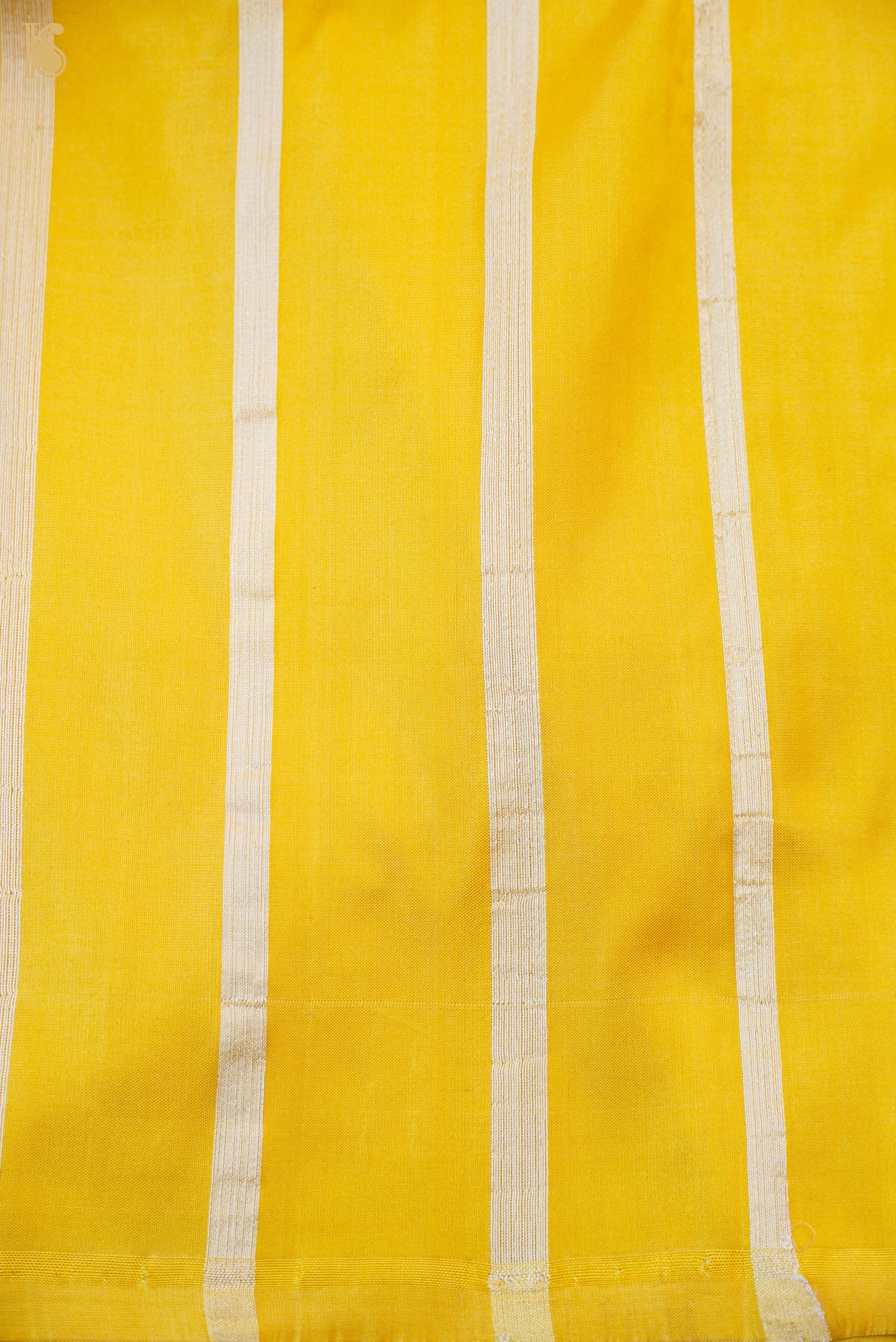 Handloom Banarasi Silk Tanchoi Stripes Saree