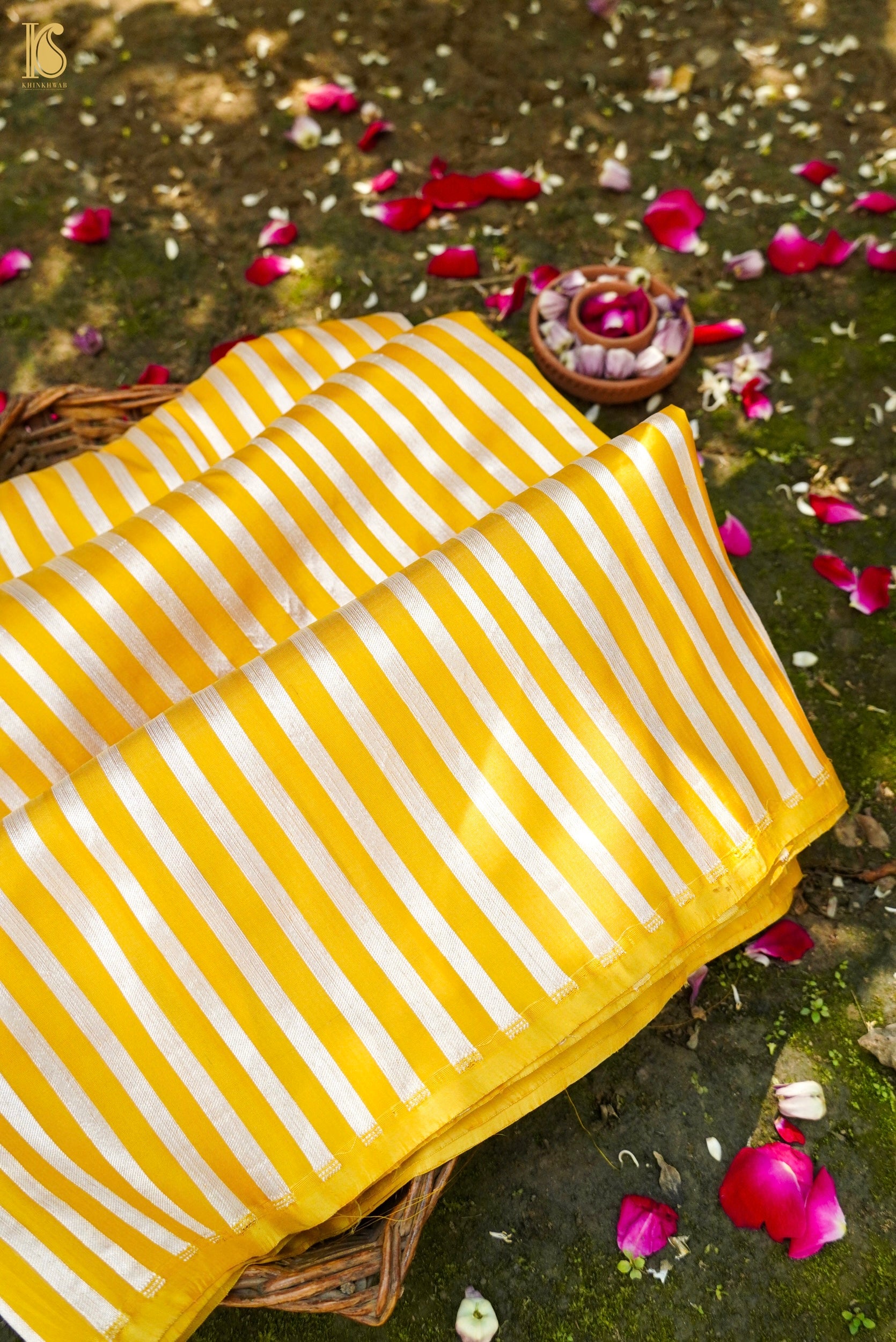 Handloom Banarasi Silk Tanchoi Stripes Saree