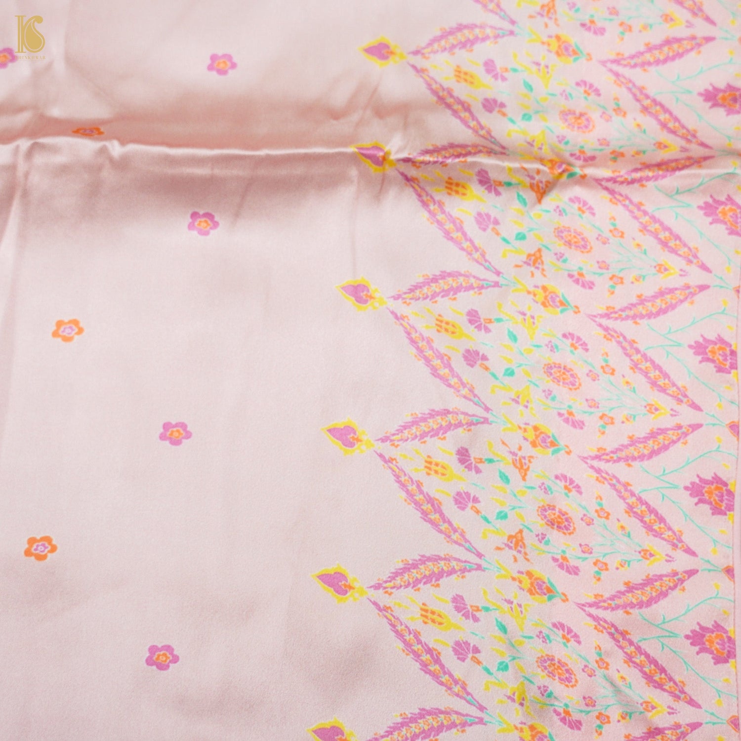 NERGİS - Vanilla Ice Pink Pure Sateen Silk Print Saree - Khinkhwab