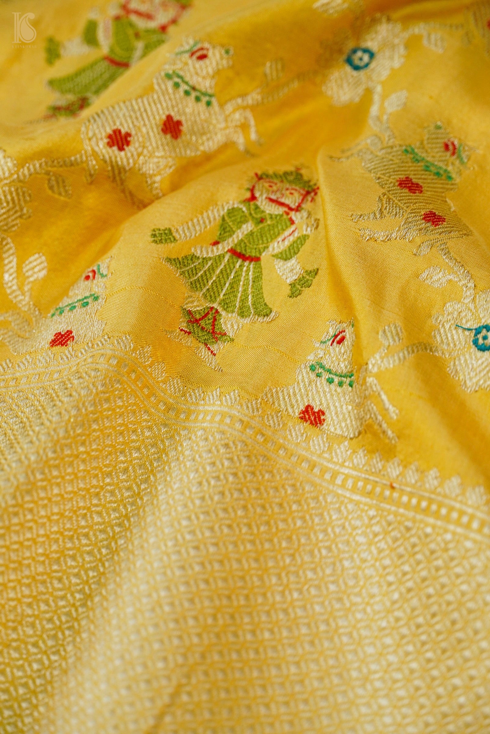 Handloom Banarasi Katan Silk Nandi Jaal Saree