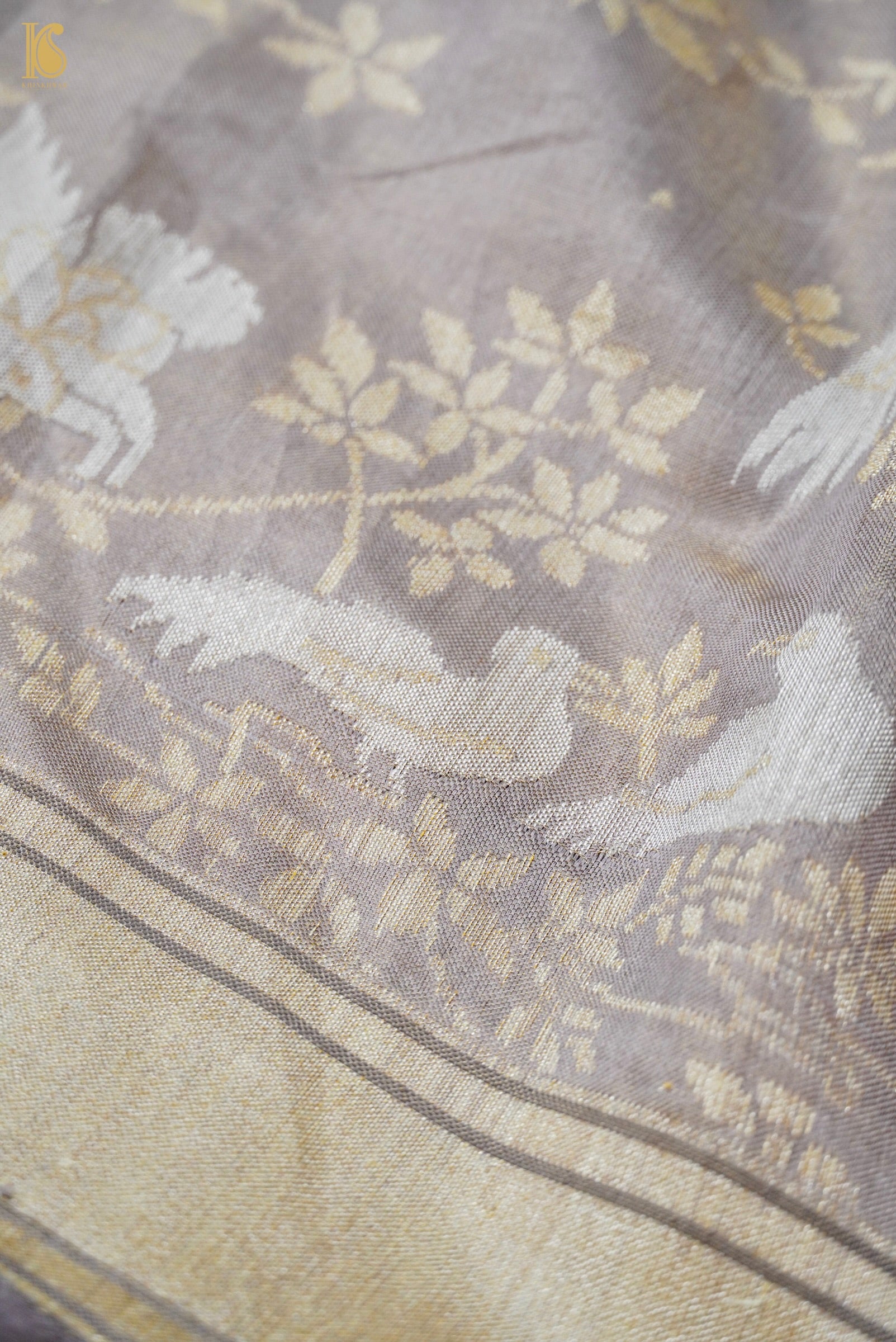 Tissue Silk Handwoven Banarasi Shikargah Saree
