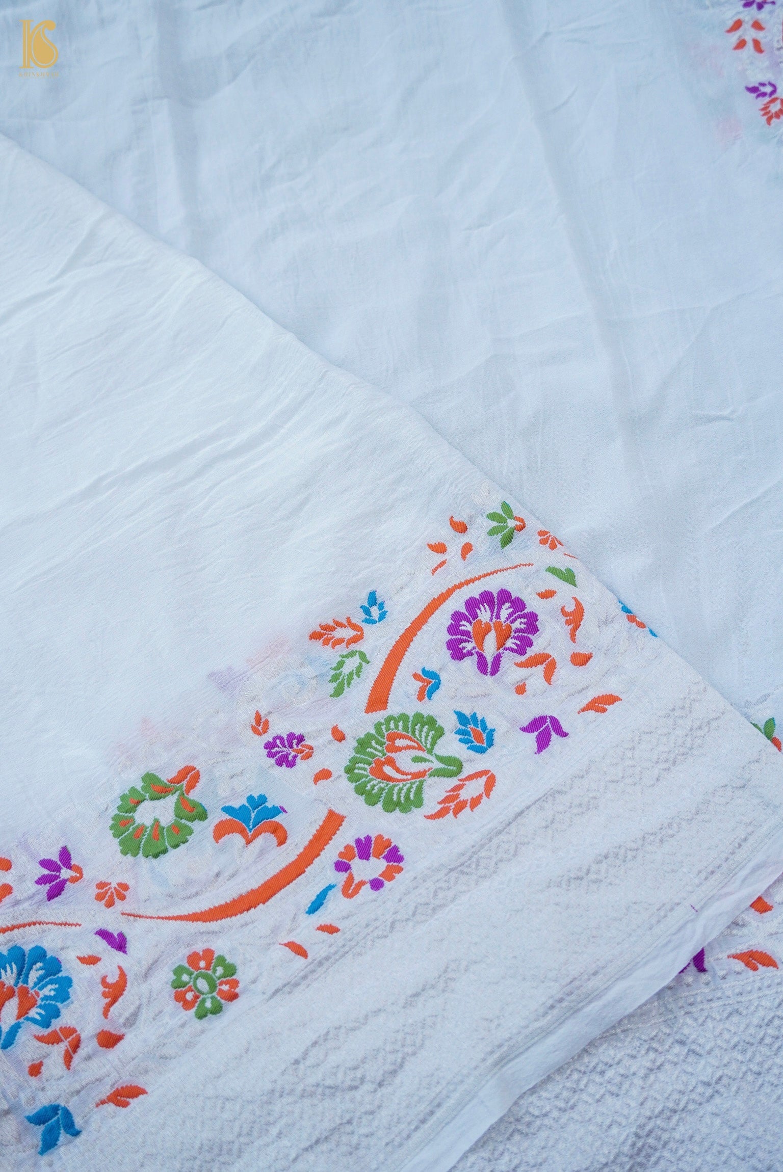 Handwoven Banarasi Georgette Dupatta with Floral Meenakari