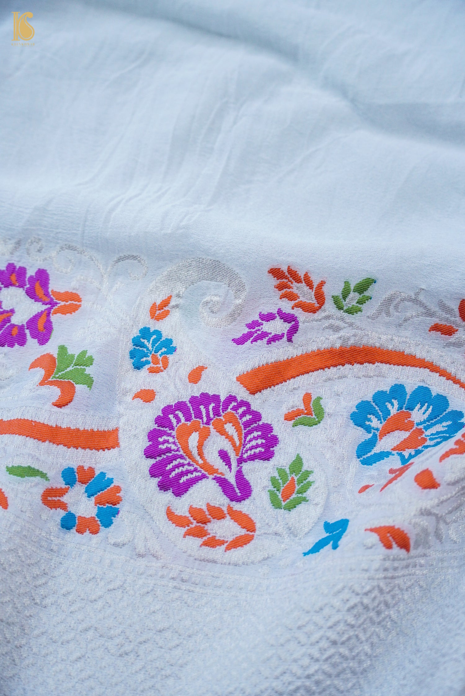 Handwoven Banarasi Georgette Dupatta with Floral Meenakari