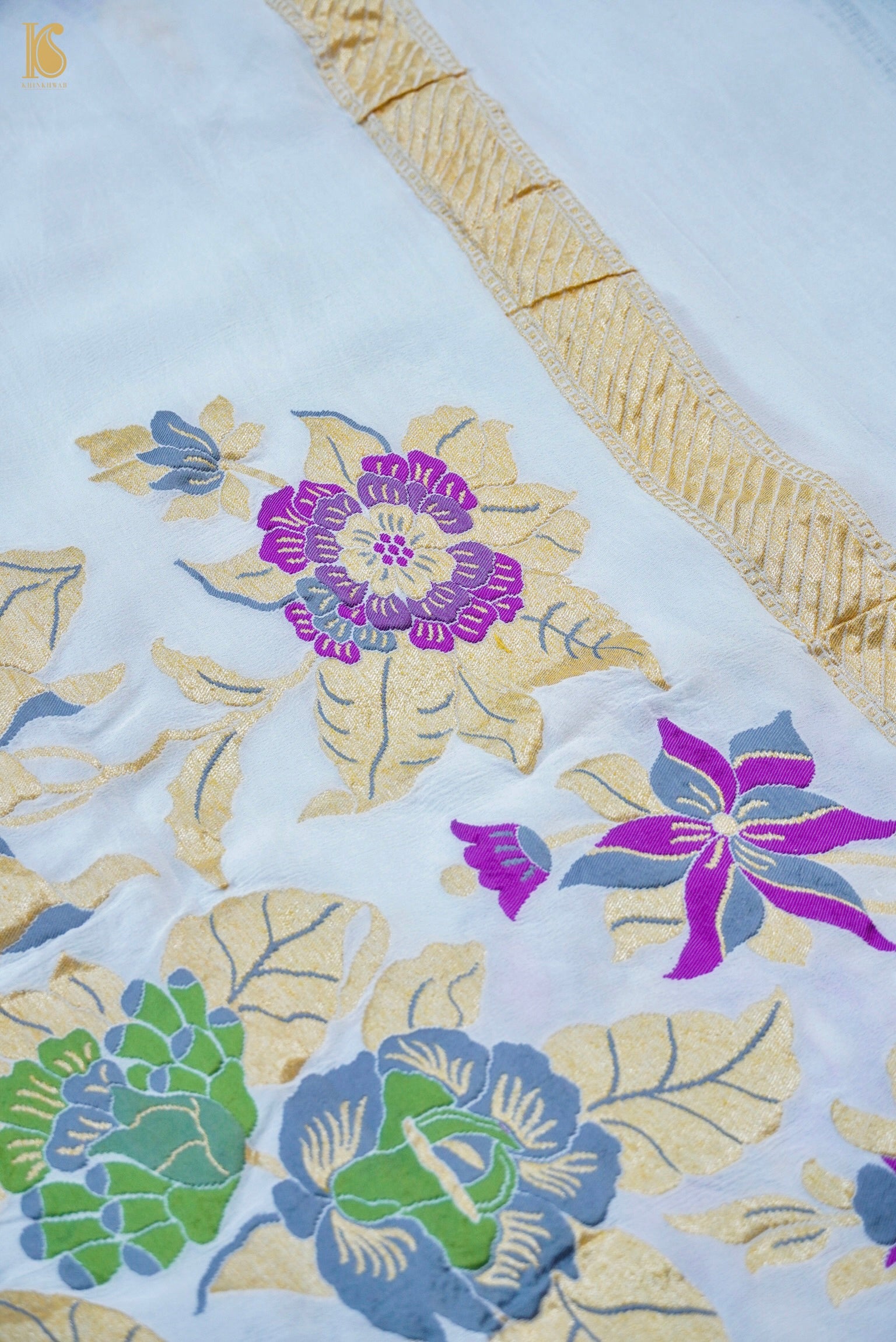 Handwoven Banarasi Georgette Dupatta with Floral Meenakari