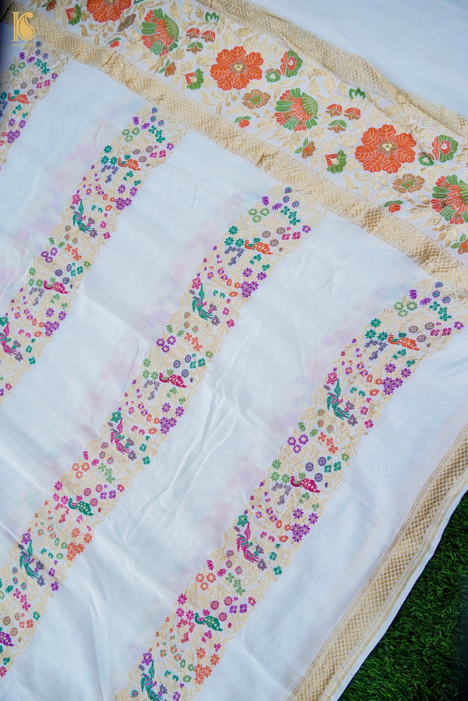 Handwoven Banarasi Georgette Dupatta with Floral Meenakari