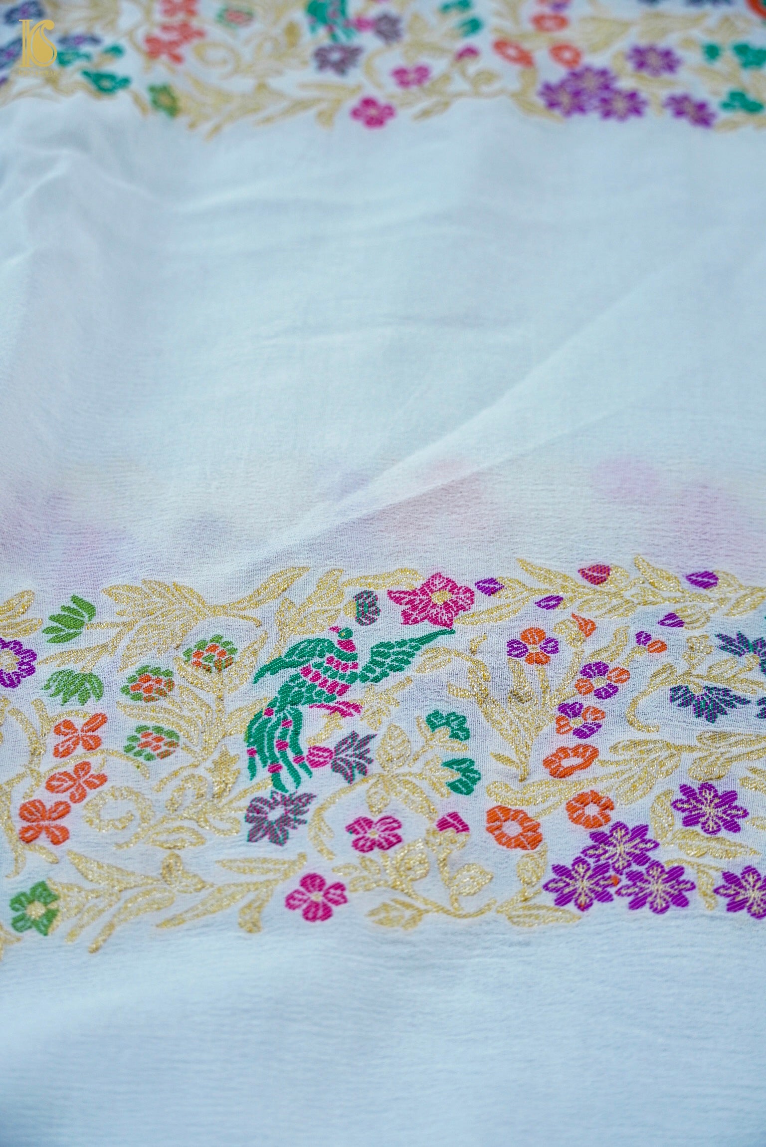 Handwoven Banarasi Georgette Dupatta with Floral Meenakari