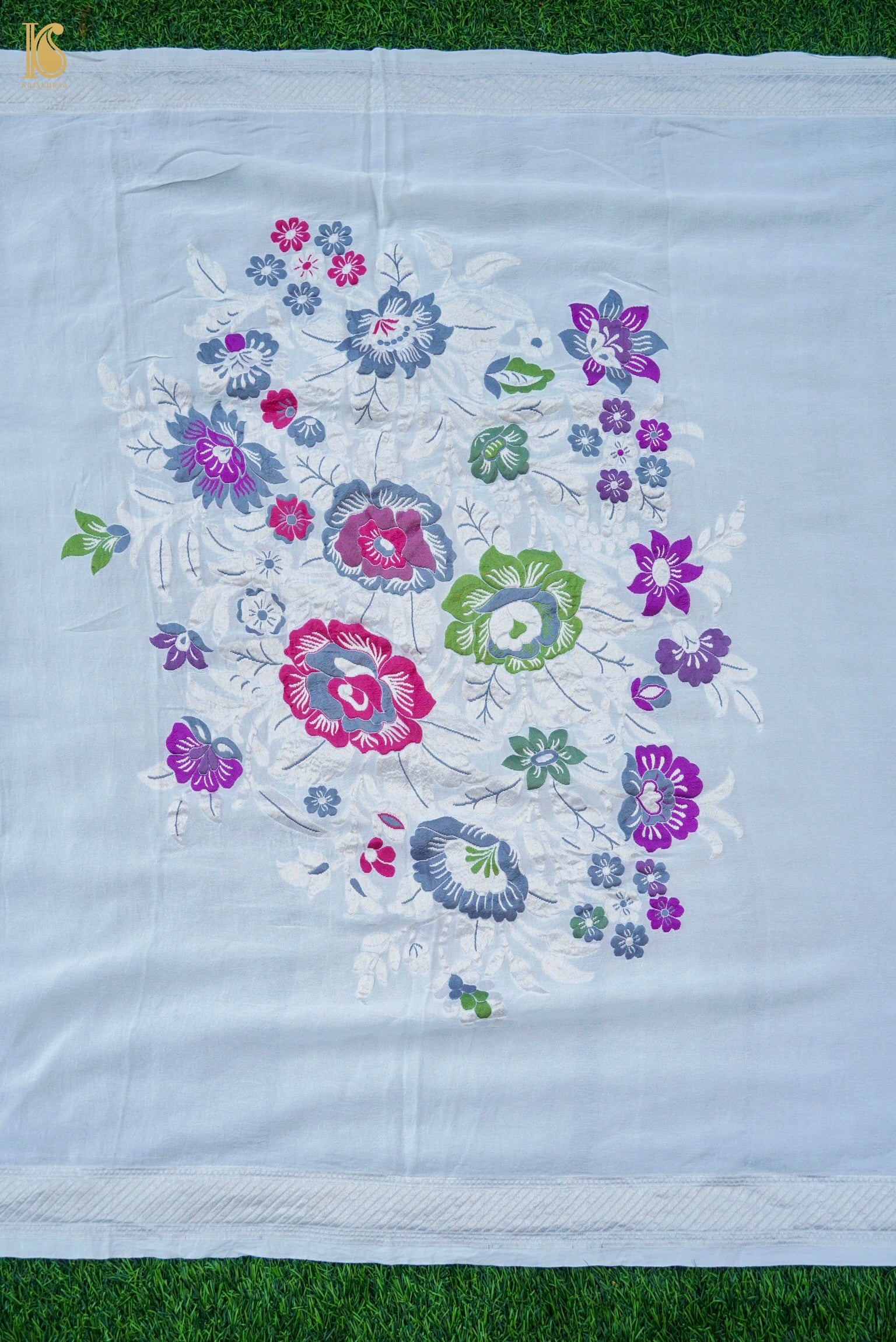Handwoven Banarasi Georgette Dupatta with Floral Meenakari