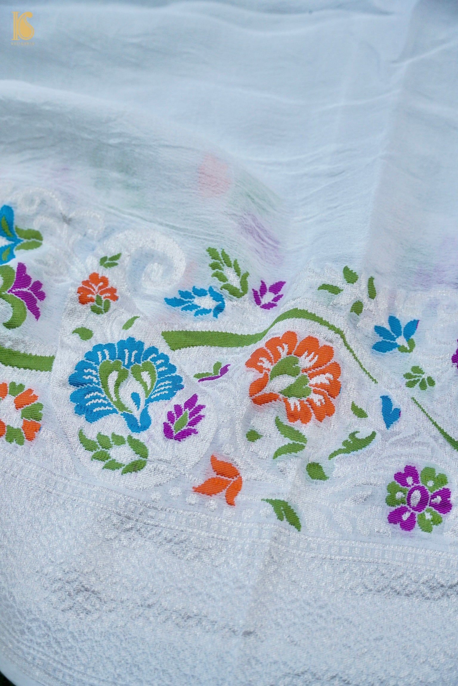 Handwoven Banarasi Georgette Dupatta with Floral Meenakari