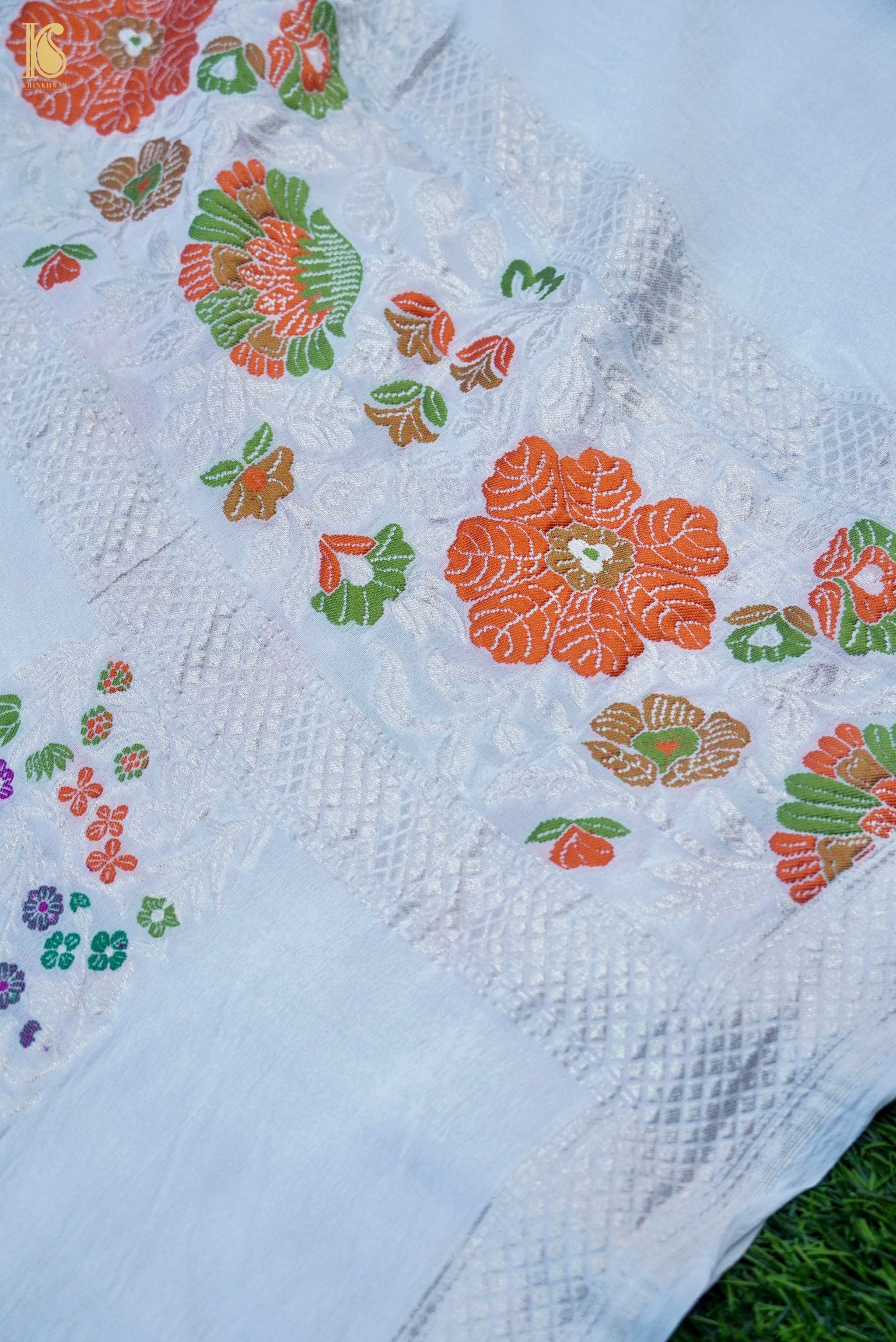 Handwoven Banarasi Georgette Dupatta with Floral Stripes
