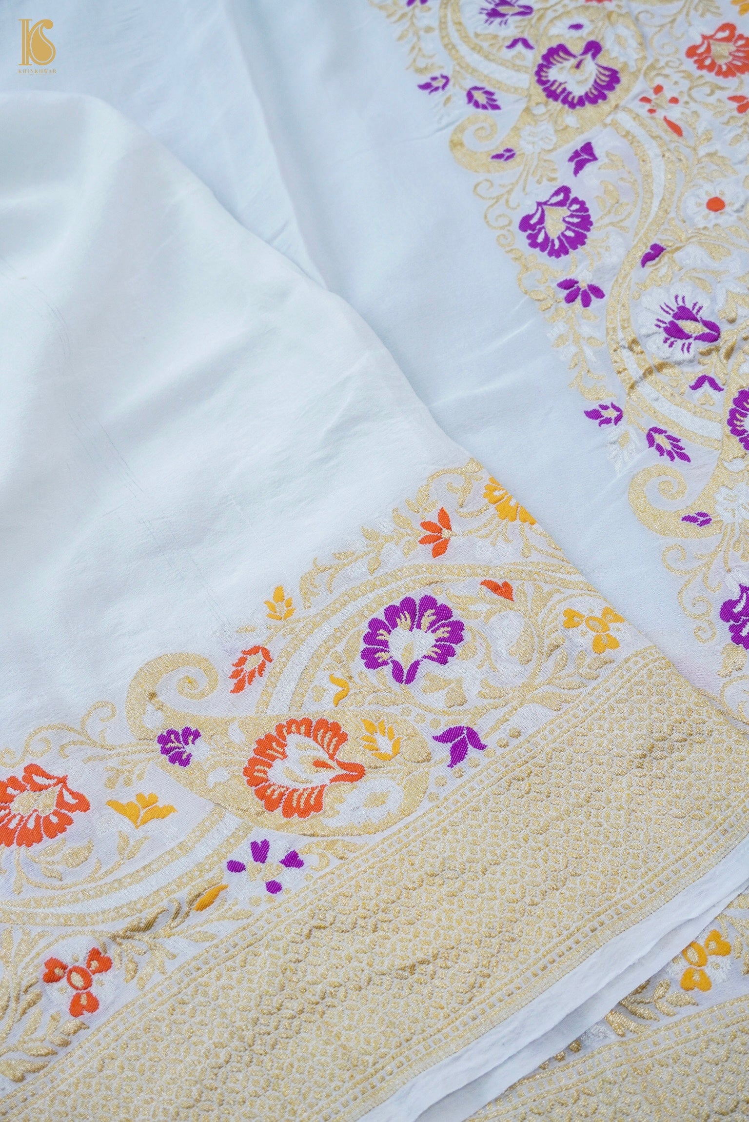 Handwoven Banarasi Georgette Dupatta with Floral Meenakari