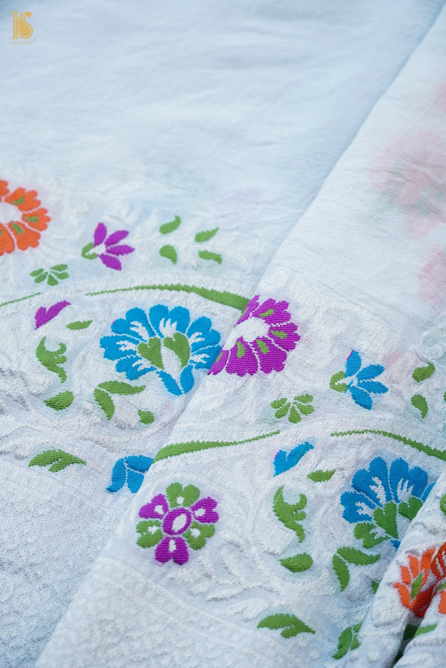 Handwoven Banarasi Georgette Dupatta with Floral Meenakari