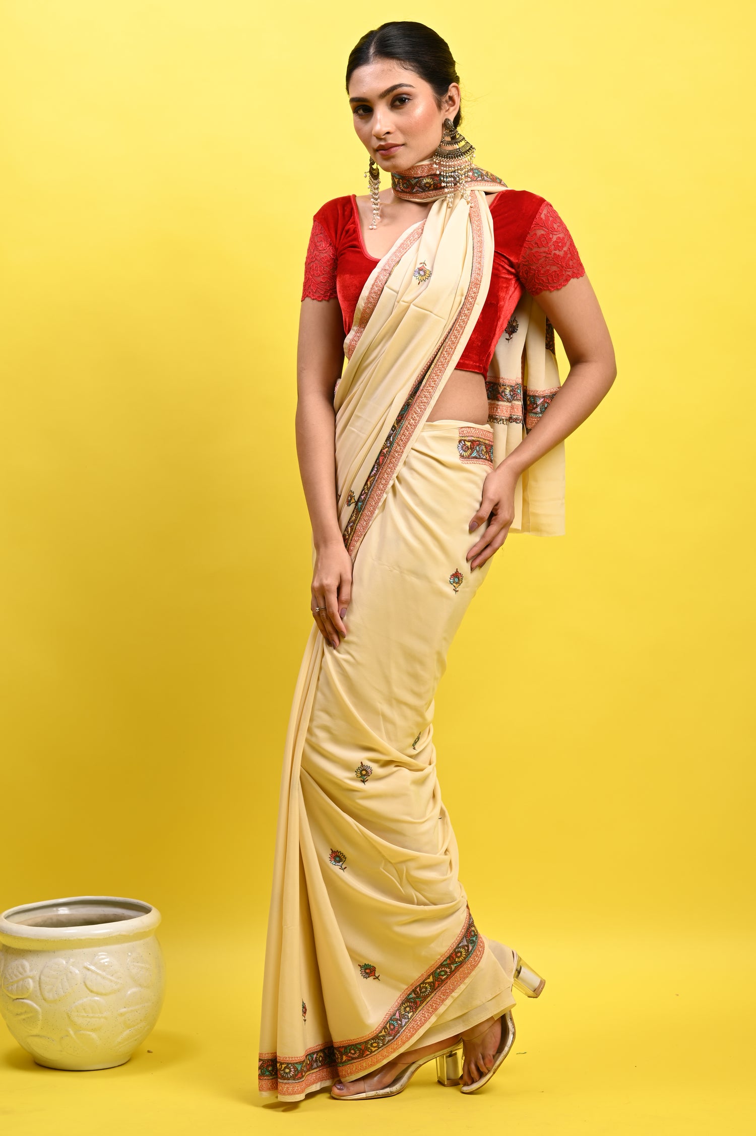 Pure Crepe Chinon Silk Sozni Work Kashmiri Saree