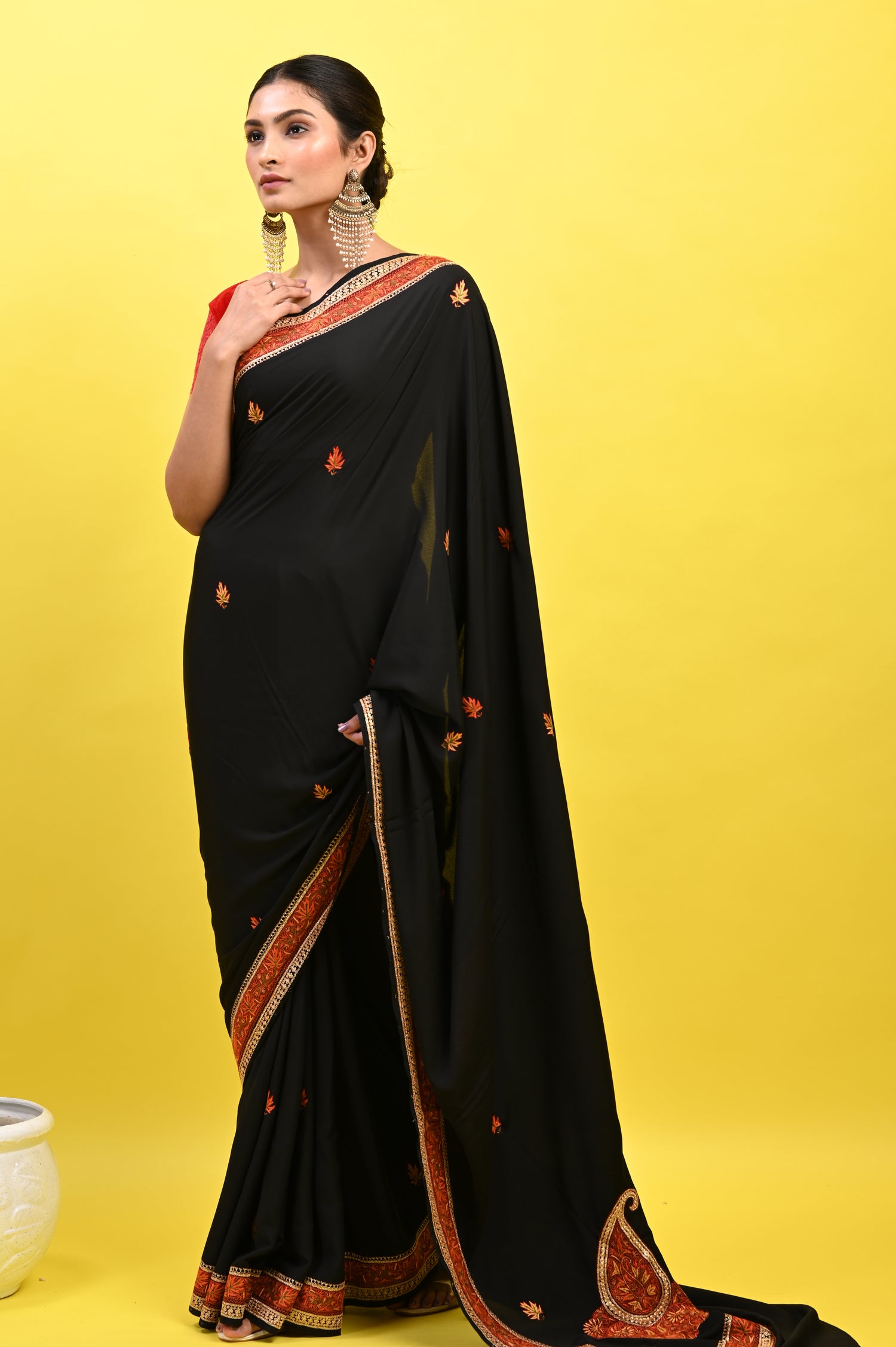 Pure Crepe Chinon Silk Sozni Work Kashmiri Saree